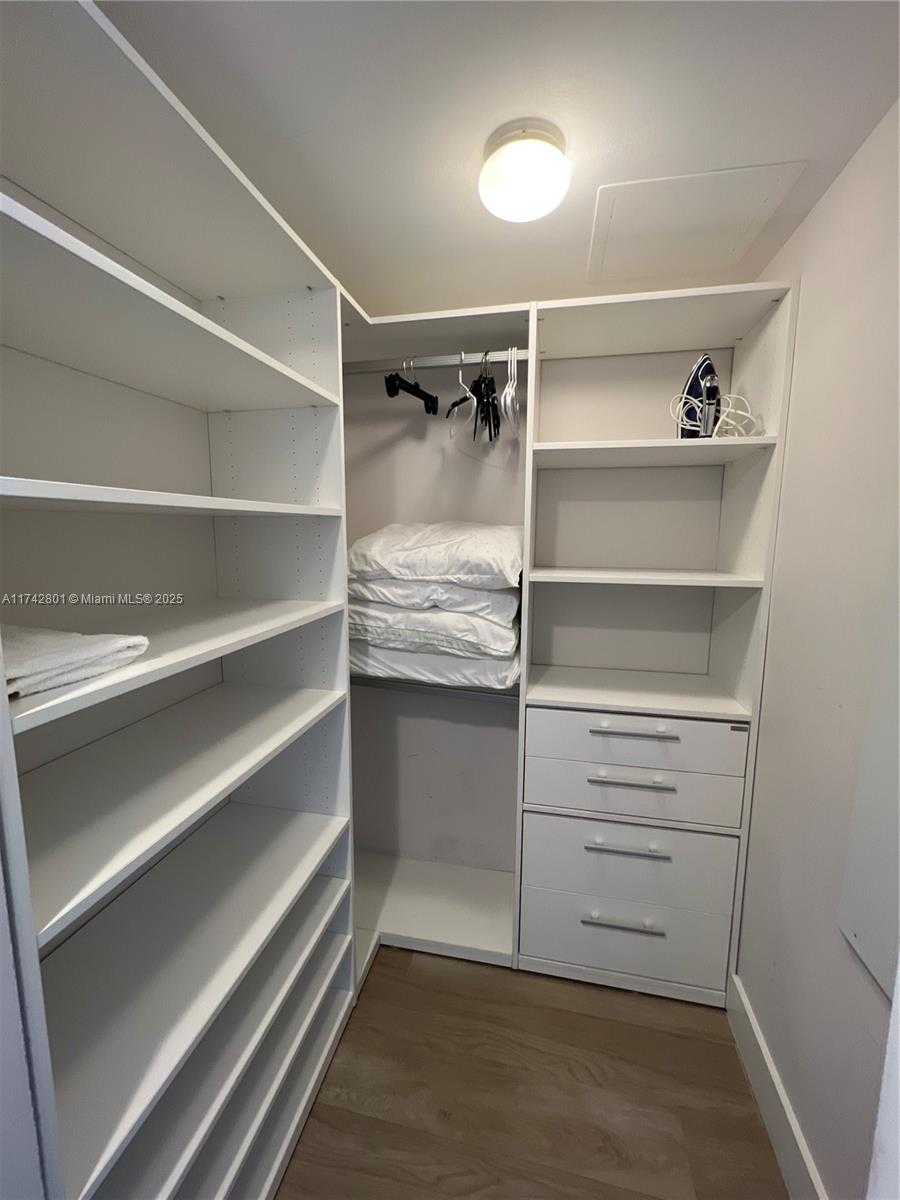 Imagen de Pequeño Objeto