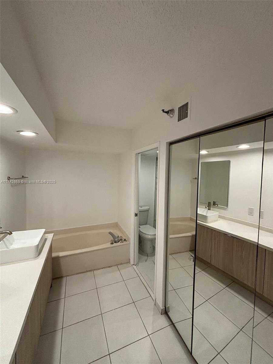 Small Image of 19101 NORTH EAST 36TH CT #304, Aventura Number 18