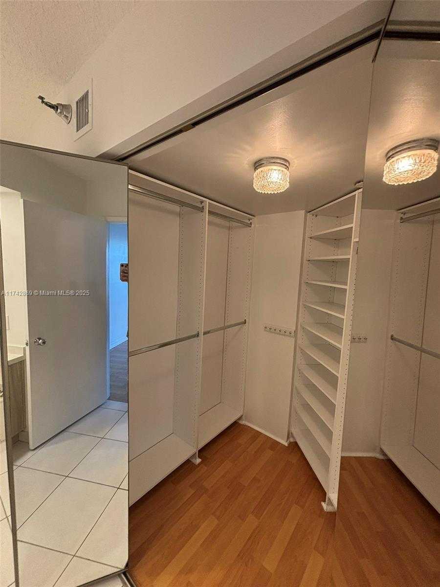 Small Image of 19101 NORTH EAST 36TH CT #304, Aventura Number 23