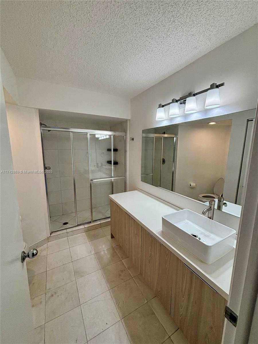Small Image of 19101 NORTH EAST 36TH CT #304, Aventura Number 26