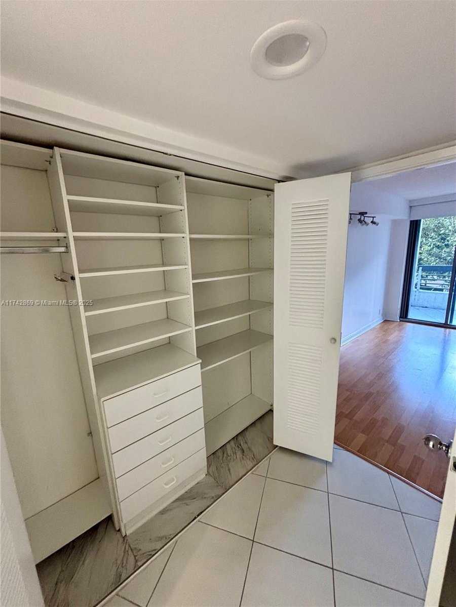 Small Image of 19101 NORTH EAST 36TH CT #304, Aventura Number 28