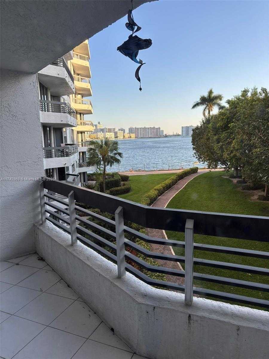 Small Image of 19101 NORTH EAST 36TH CT #304, Aventura Number 30