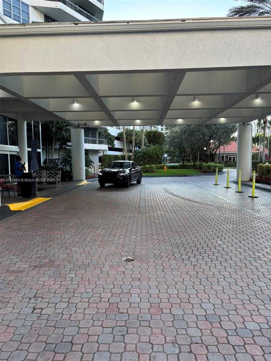 Small Image of 19101 NORTH EAST 36TH CT #304, Aventura Number 32