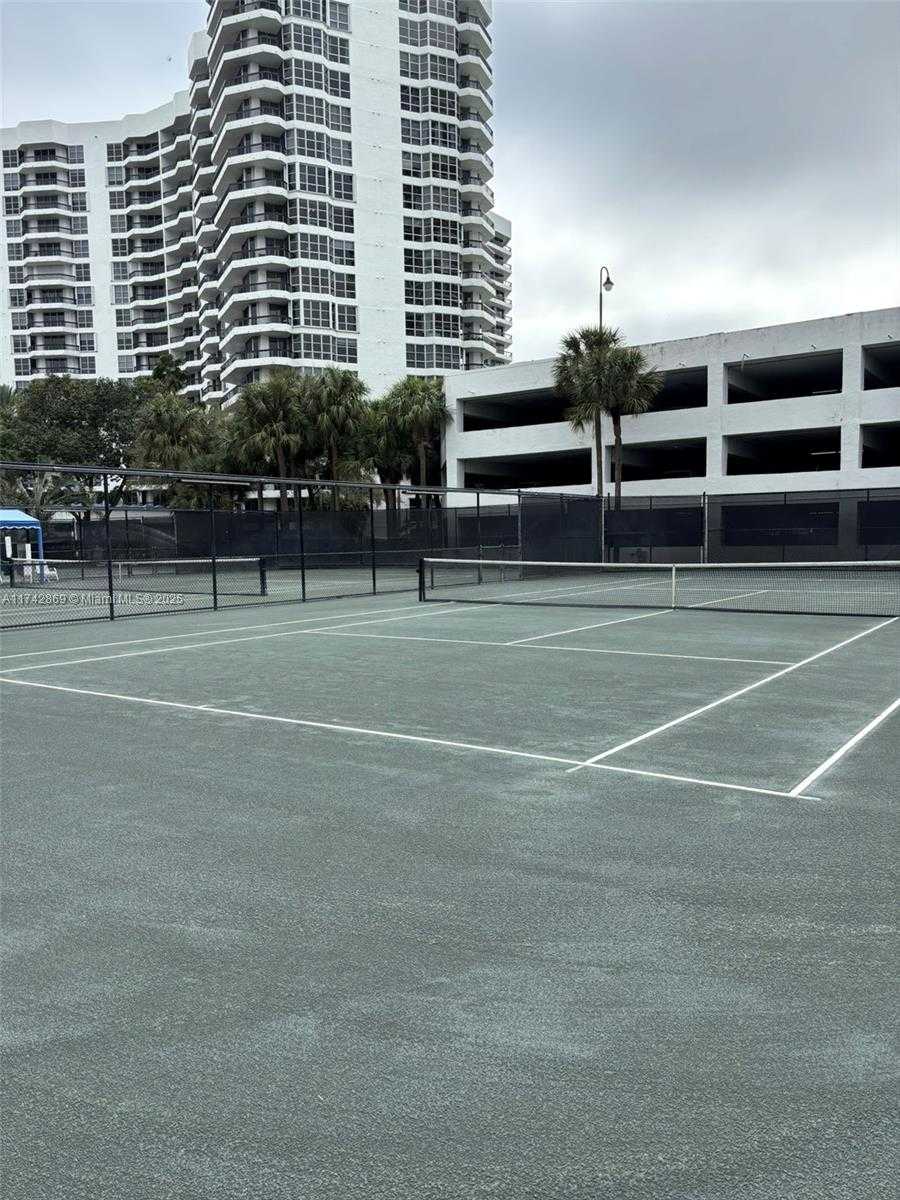 Small Image of 19101 NORTH EAST 36TH CT #304, Aventura Number 64