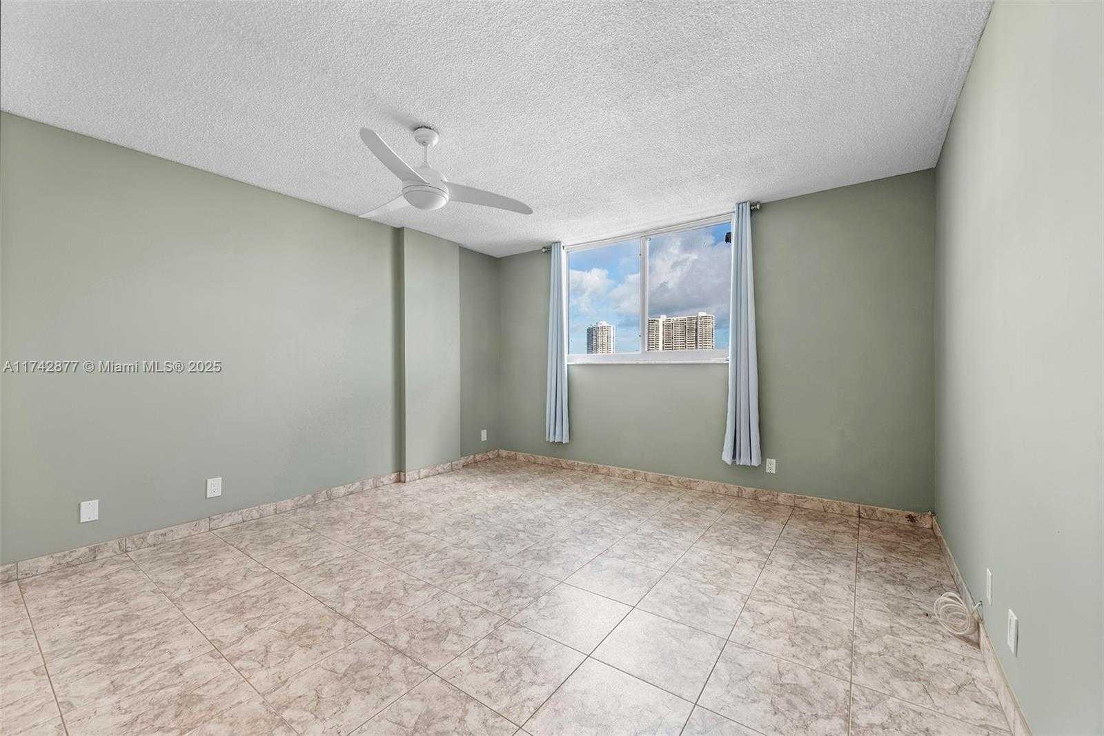 Small Image of 3703 NORTH EAST 166TH ST #602, North Miami Beach Number 21