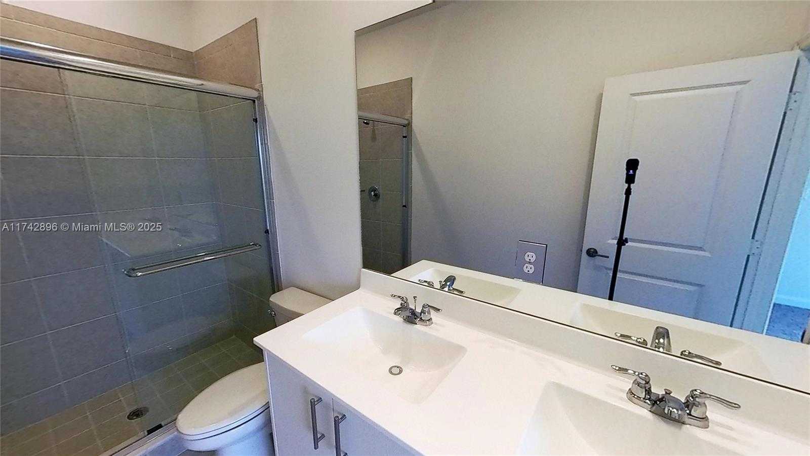 Small Image of 659 SOUTH EAST 13TH ST CIR, Homestead Number 10