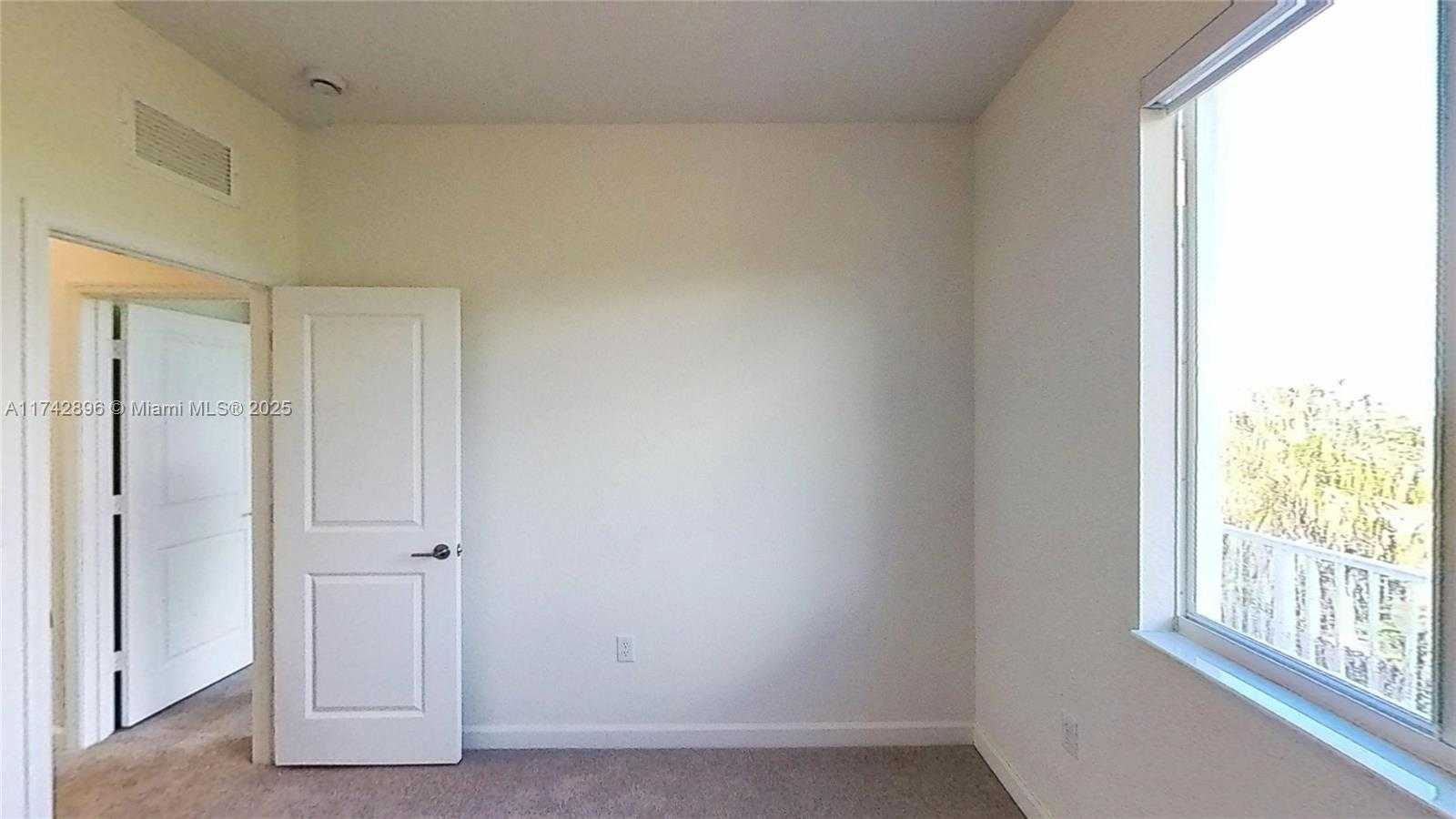 Small Image of 659 SOUTH EAST 13TH ST CIR, Homestead Number 13