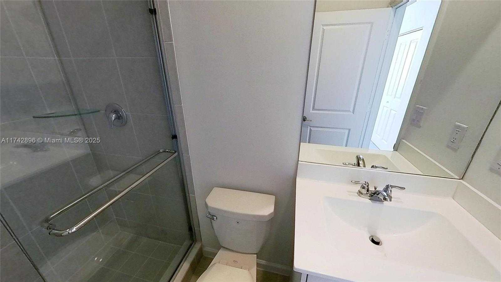 Small Image of 659 SOUTH EAST 13TH ST CIR, Homestead Number 21