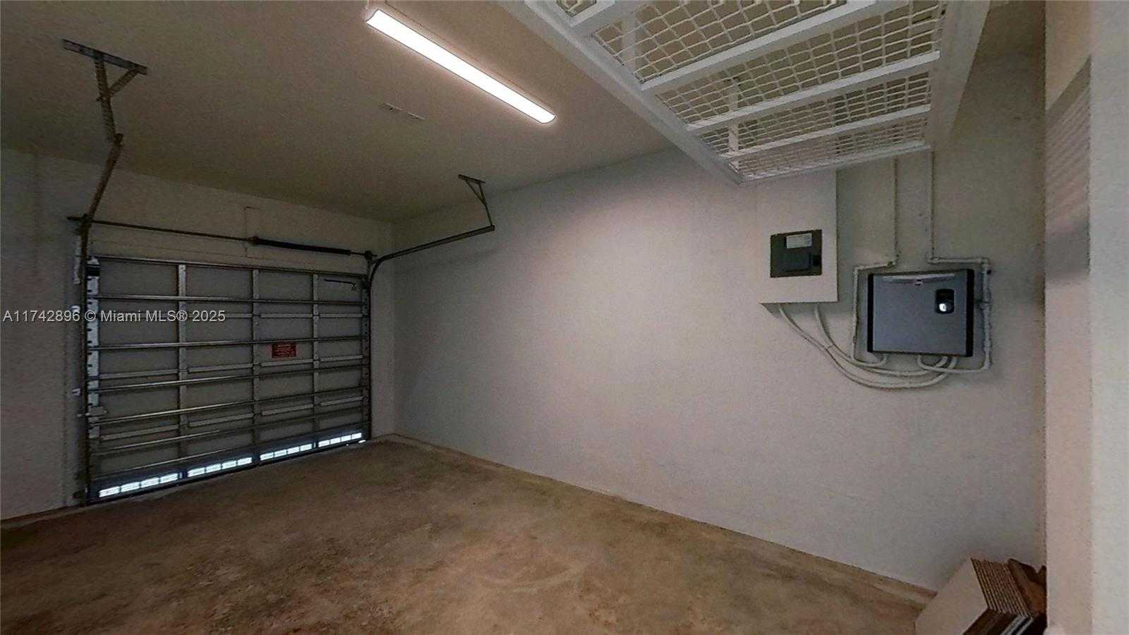 Small Image of 659 SOUTH EAST 13TH ST CIR, Homestead Number 27