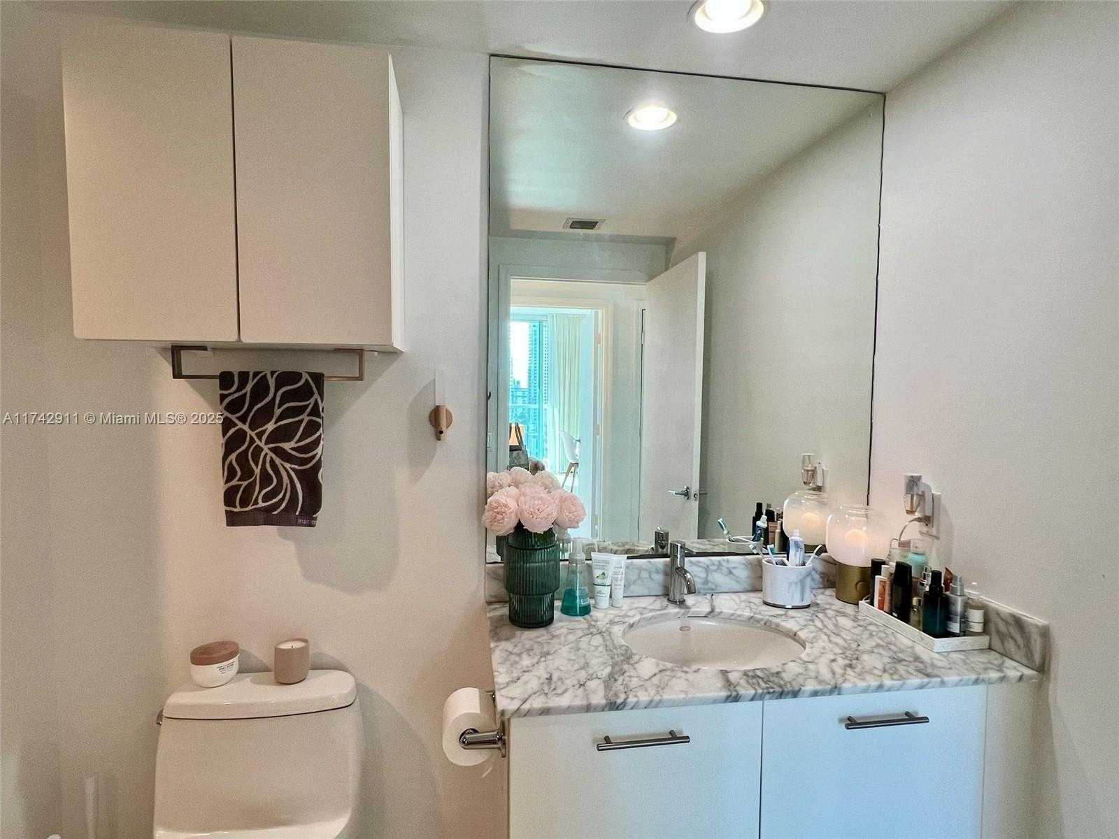 Small Image of 55 SOUTH EAST 6TH ST #2608, Miami Number 18