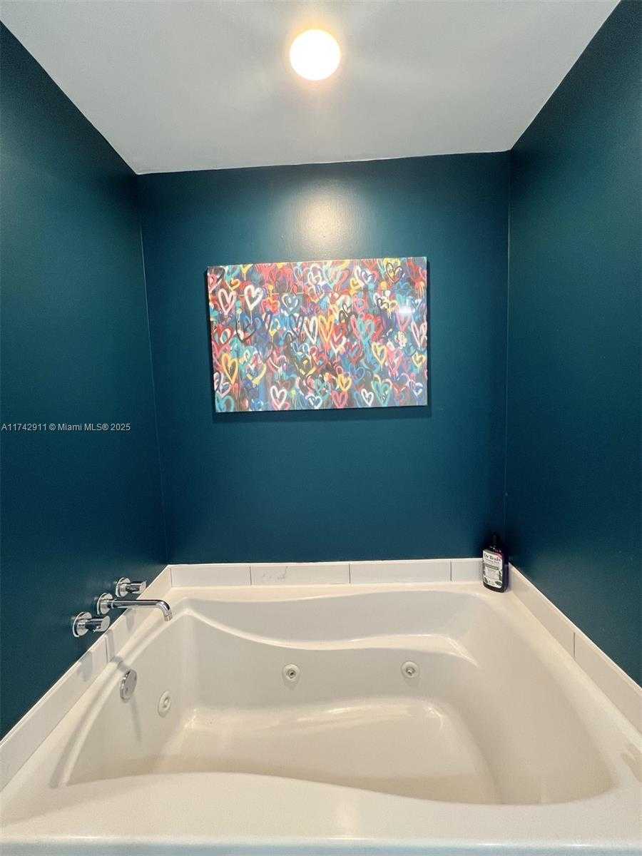 Small Image of 55 SOUTH EAST 6TH ST #2608, Miami Number 20