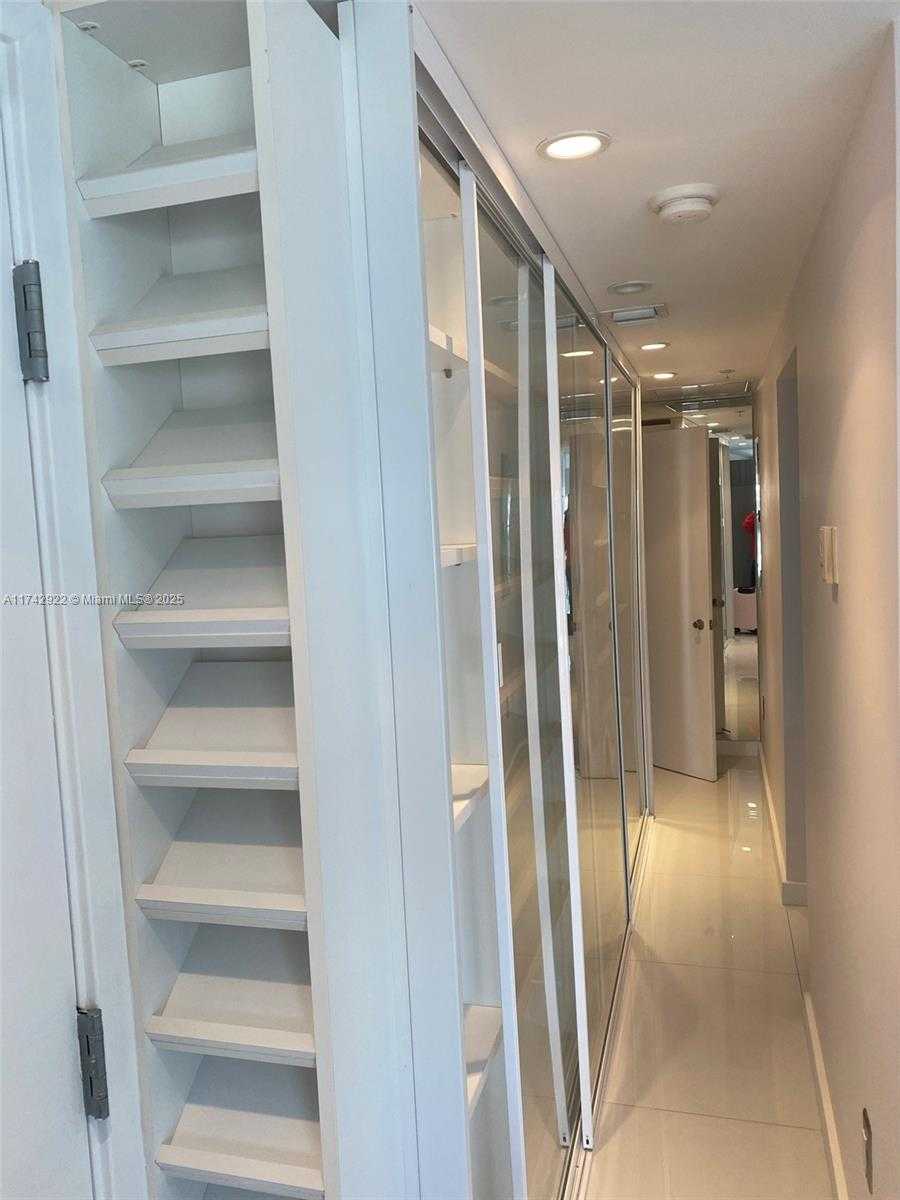 Small Image of 6700 INDIAN CREEK DR #1201, Miami Beach Number 20