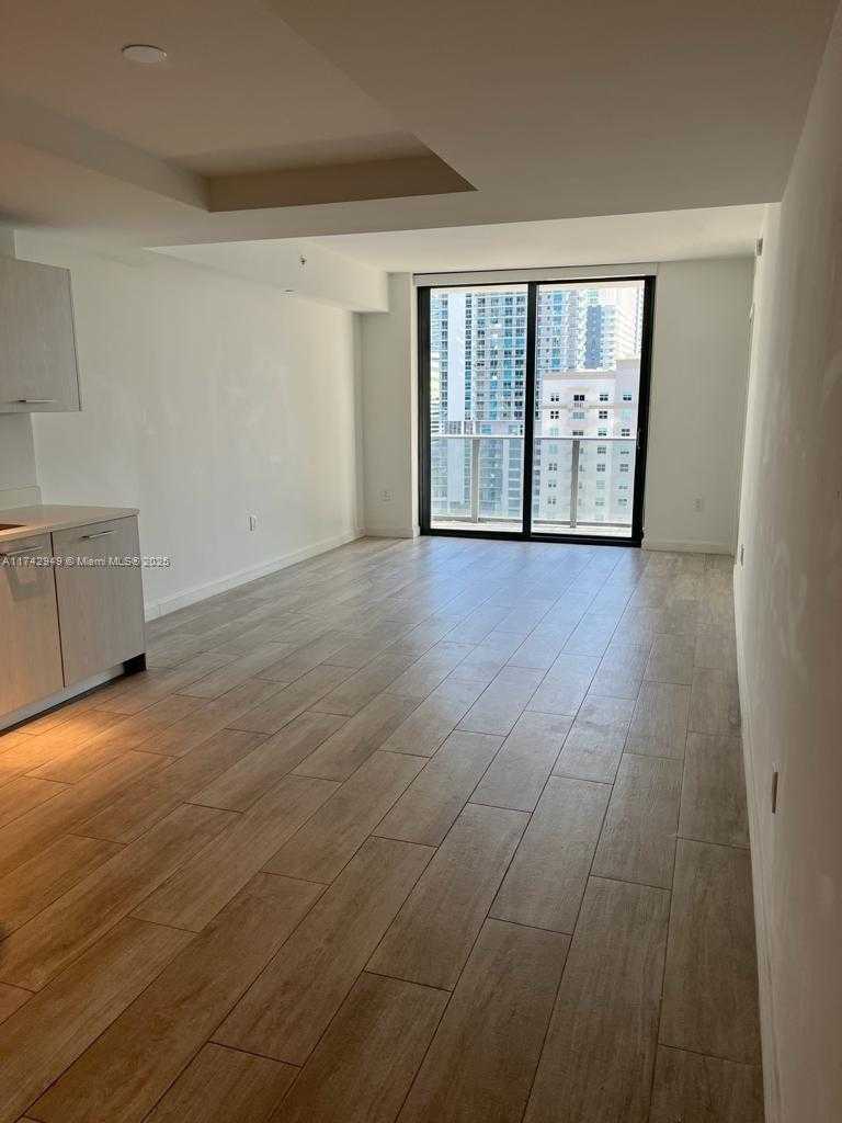 Small Image of 55 #1004, Miami Number 5