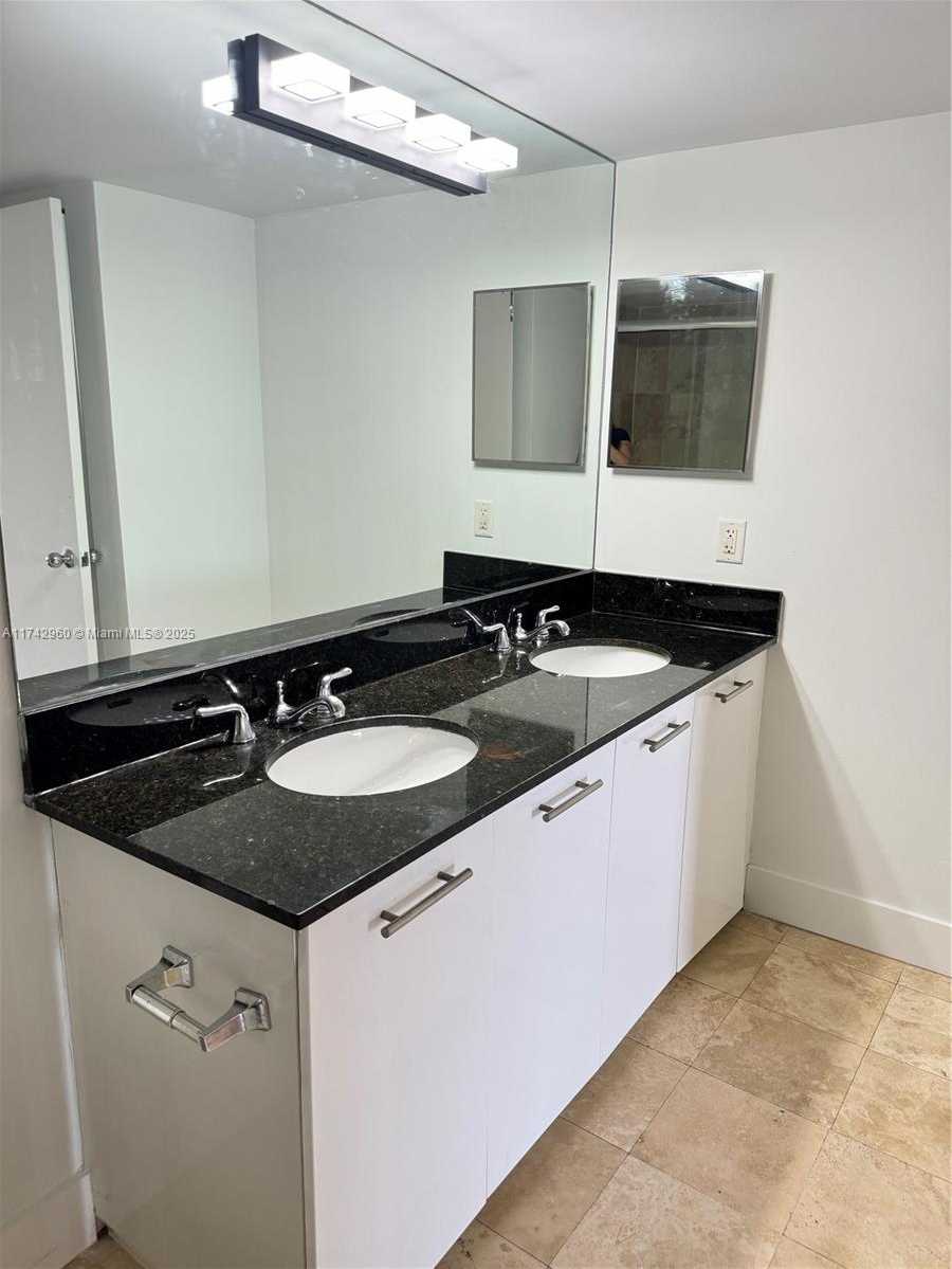 Small Image of 3300 NORTH EAST 191ST ST #415, Aventura Number 11