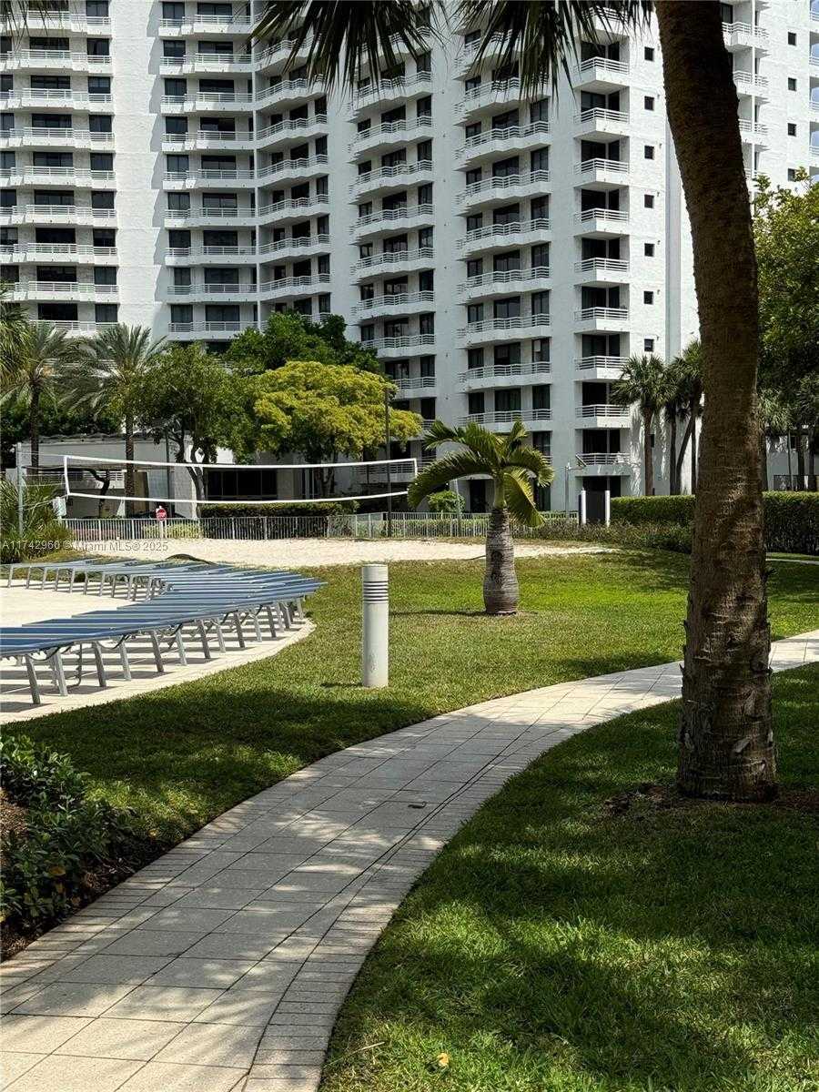 Small Image of 3300 NORTH EAST 191ST ST #415, Aventura Number 12