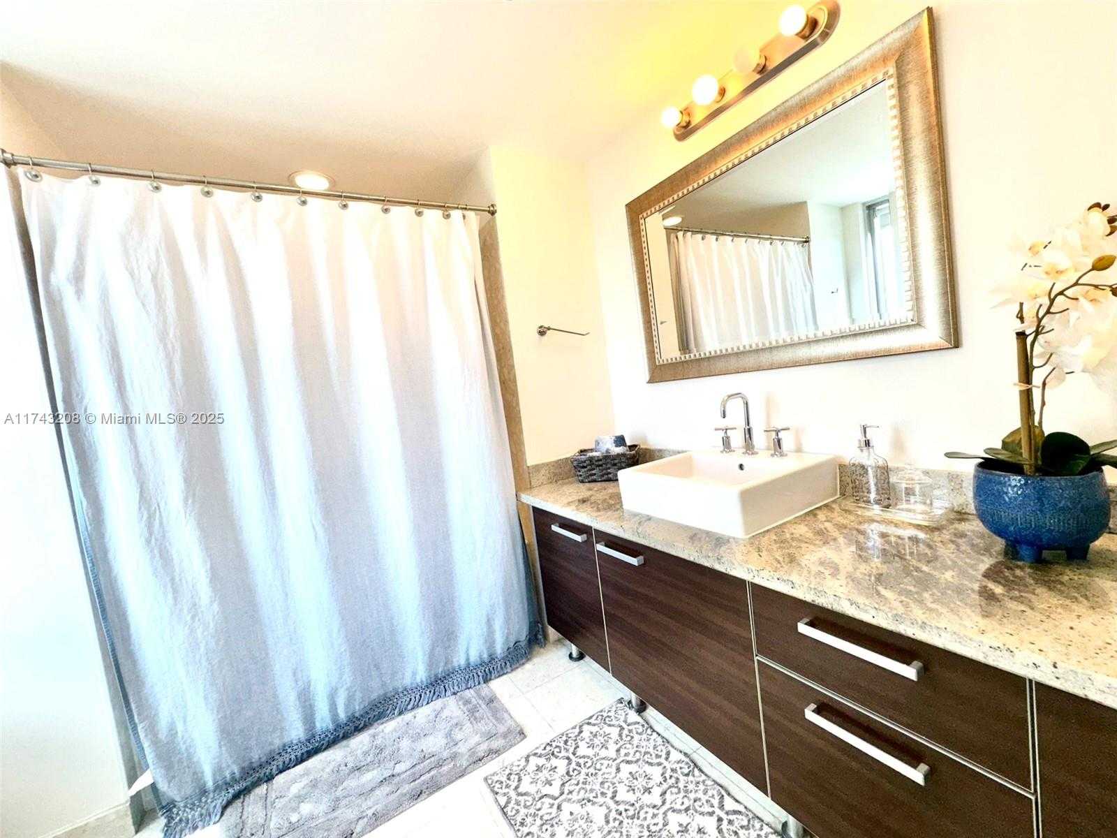 Small Image of 185 SOUTH WEST 7TH ST #1402, Miami Number 18