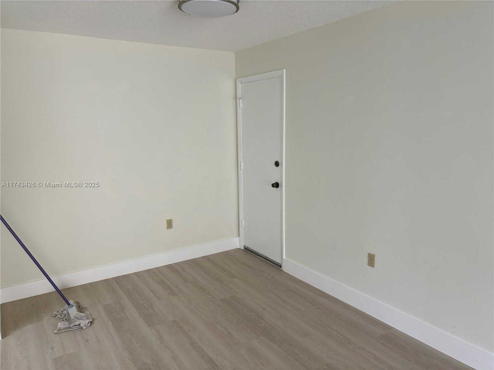 Small Image of 10744 NORTH KENDALL #M-18, Miami Number 19