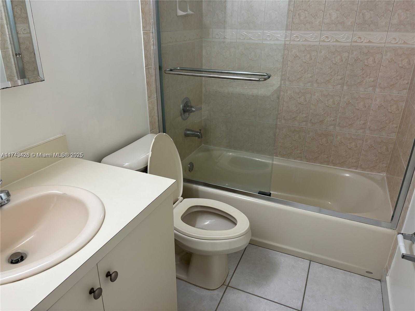 Small Image of 10744 NORTH KENDALL #M-18, Miami Number 9