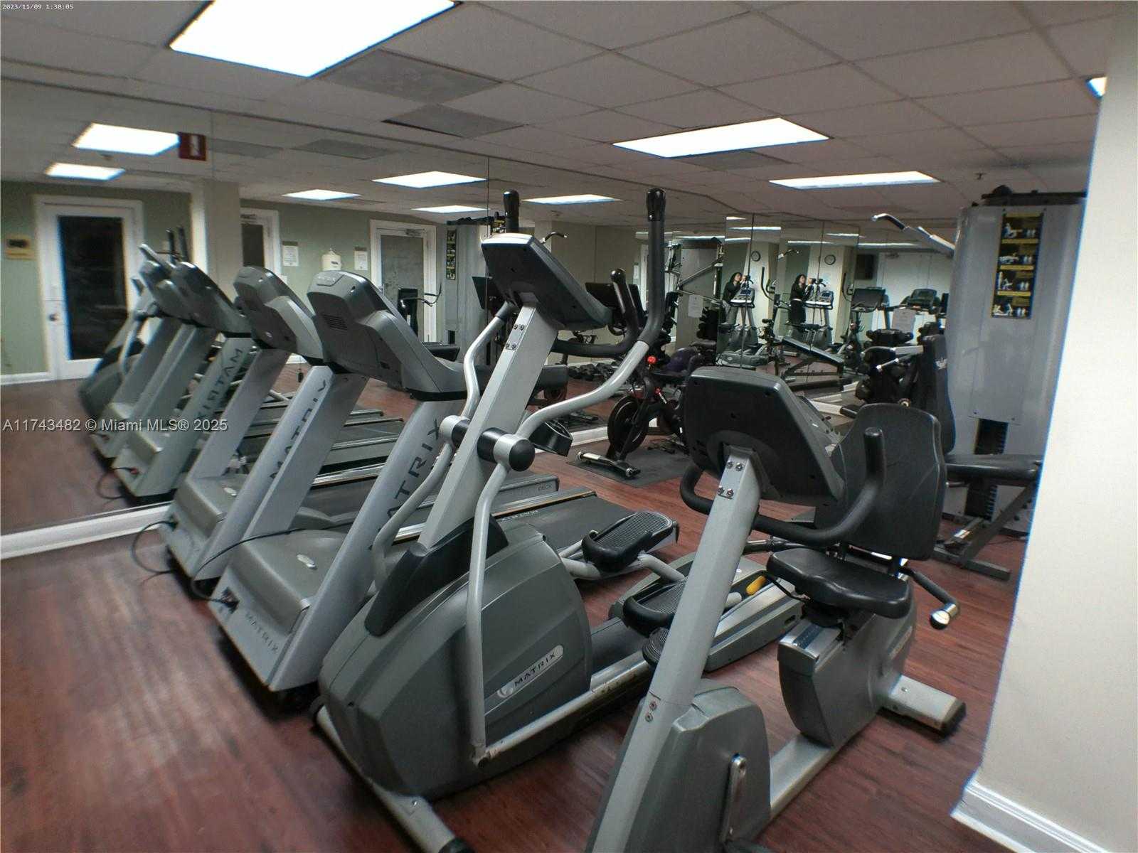 Small Image of 2951 SOUTH BAYSHORE DR #716, Miami Number 9