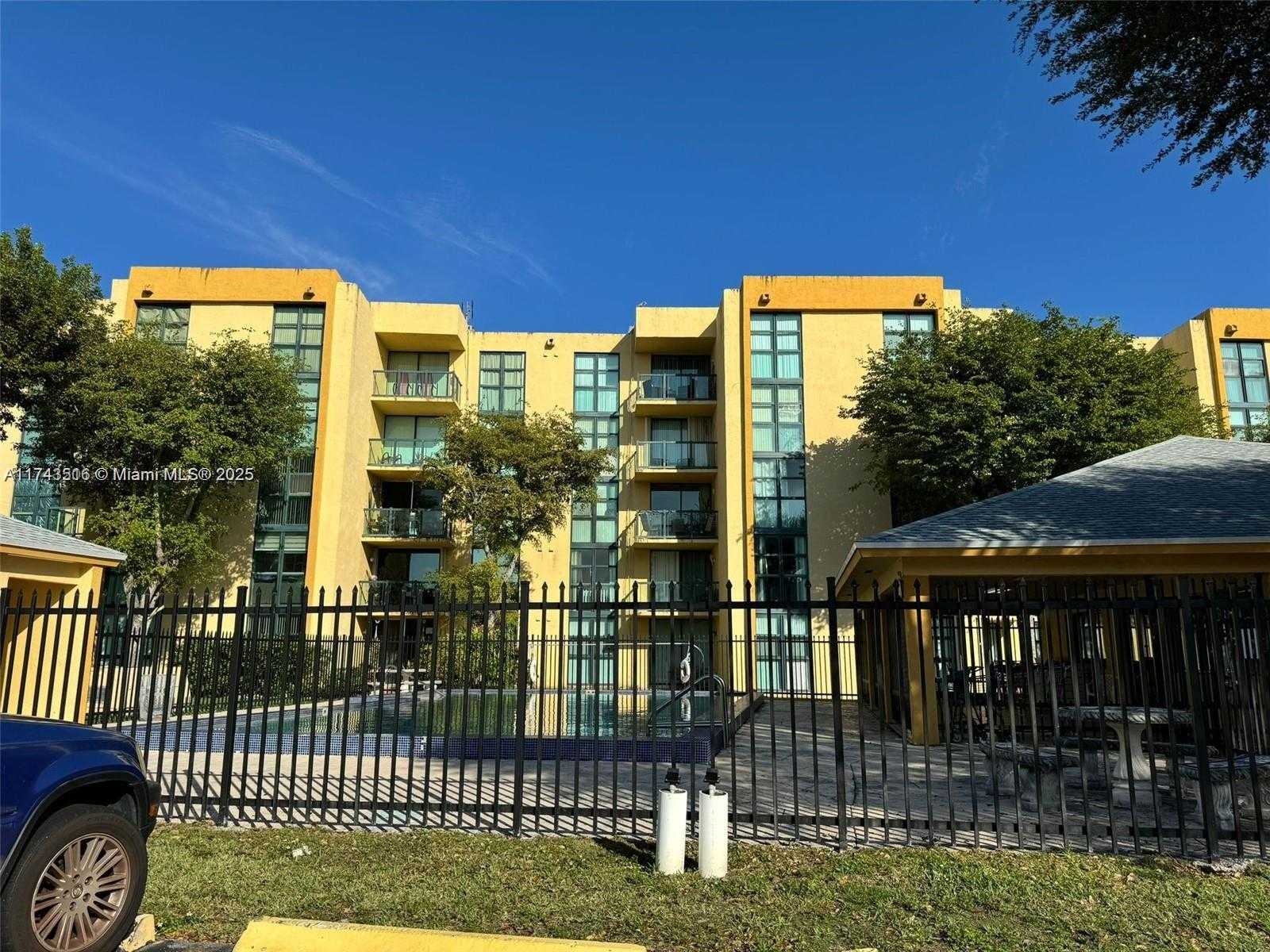Small Image of 11790 SOUTH WEST 18TH ST #316-3, Miami Number 10