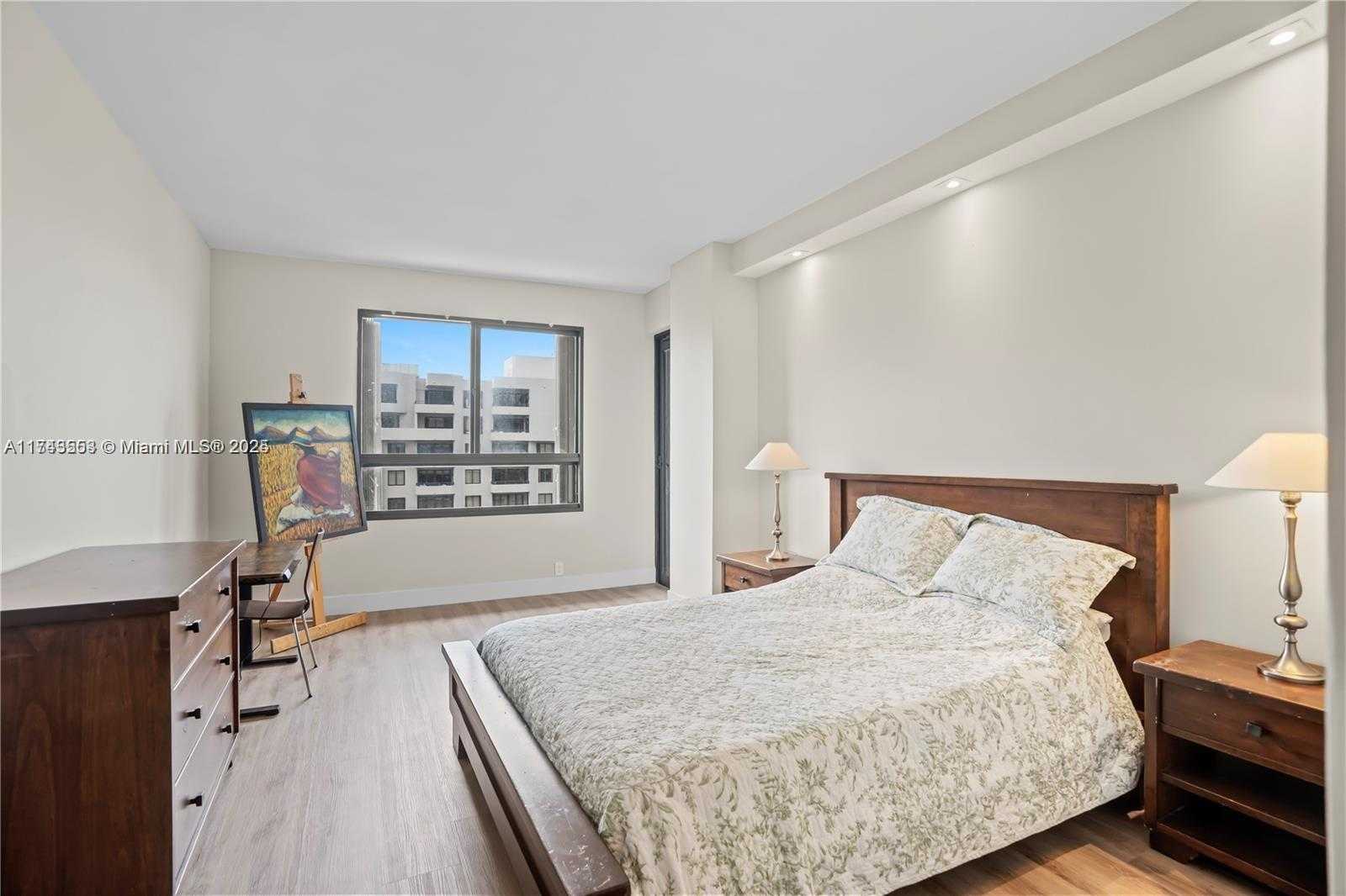 Small Image of 251 CRANDON BLVD #1026, Key Biscayne Number 9
