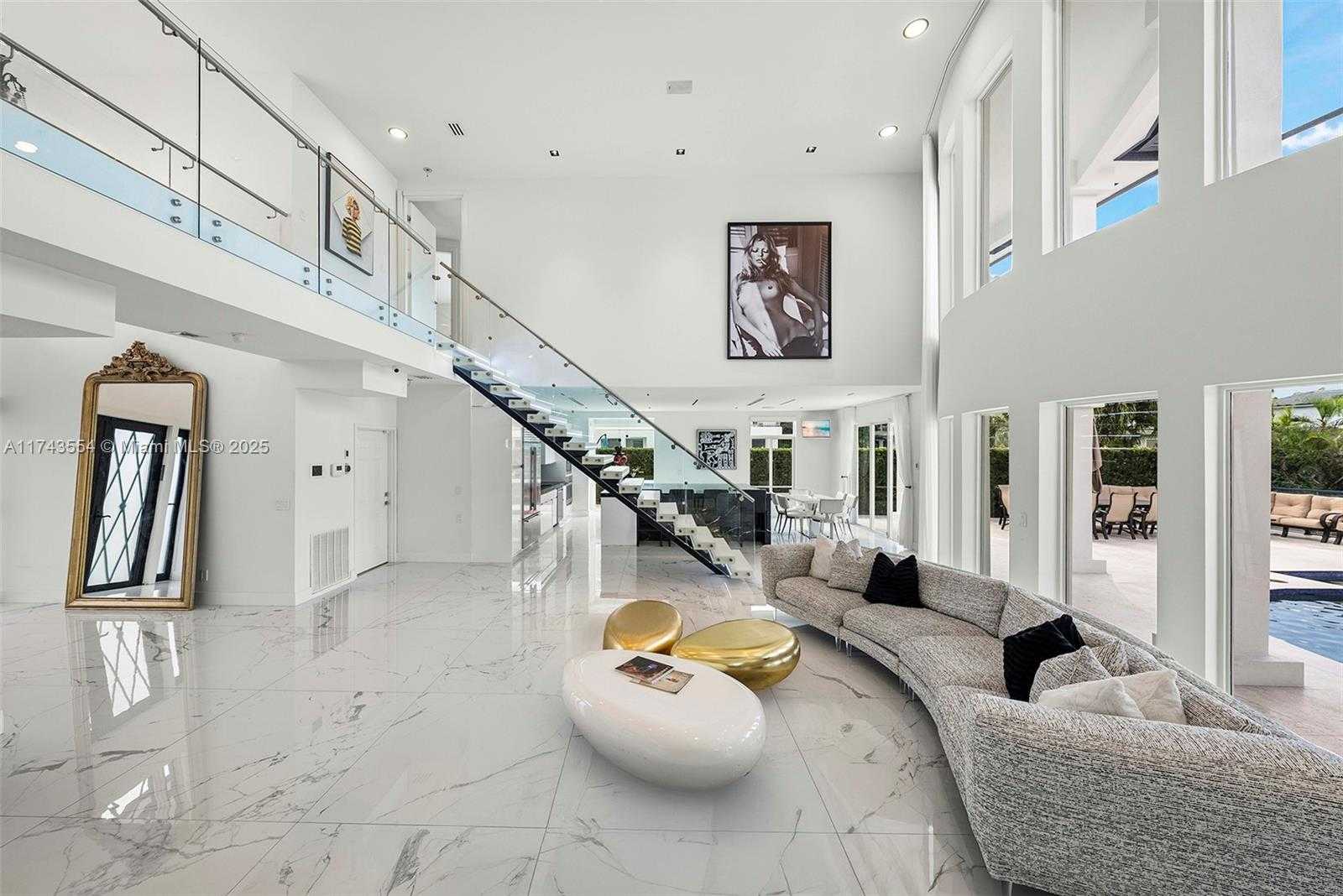 Small Image of 3251 NORTH EAST 164TH ST, North Miami Beach Number 12