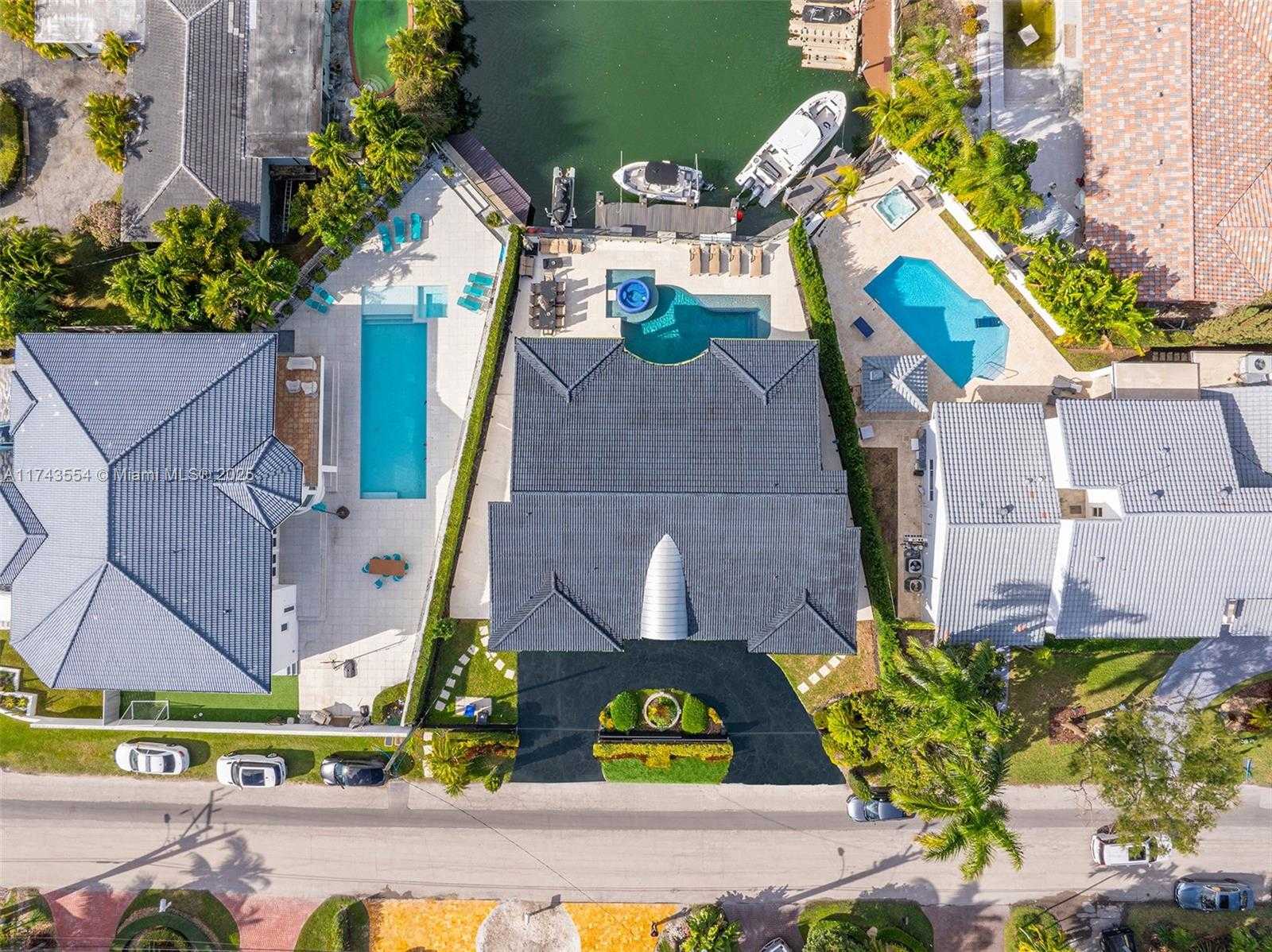 Small Image of 3251 NORTH EAST 164TH ST, North Miami Beach Number 50