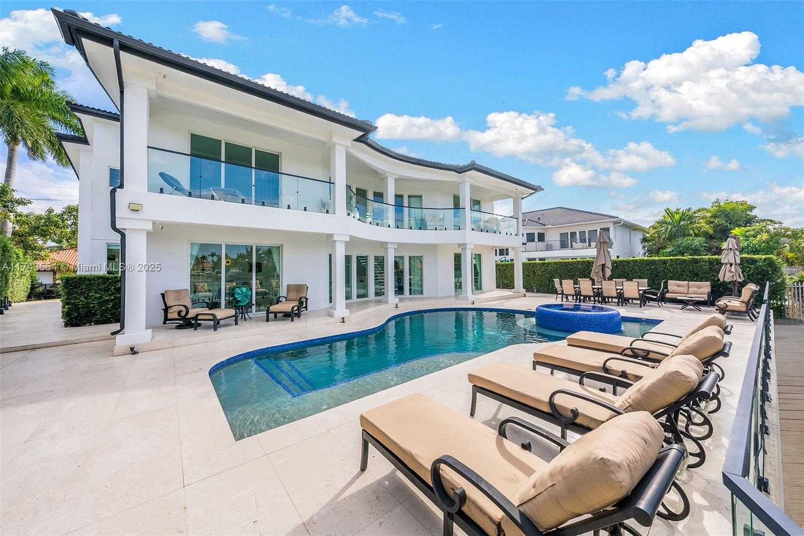 Small Image of 3251 NORTH EAST 164TH ST, North Miami Beach Number 55