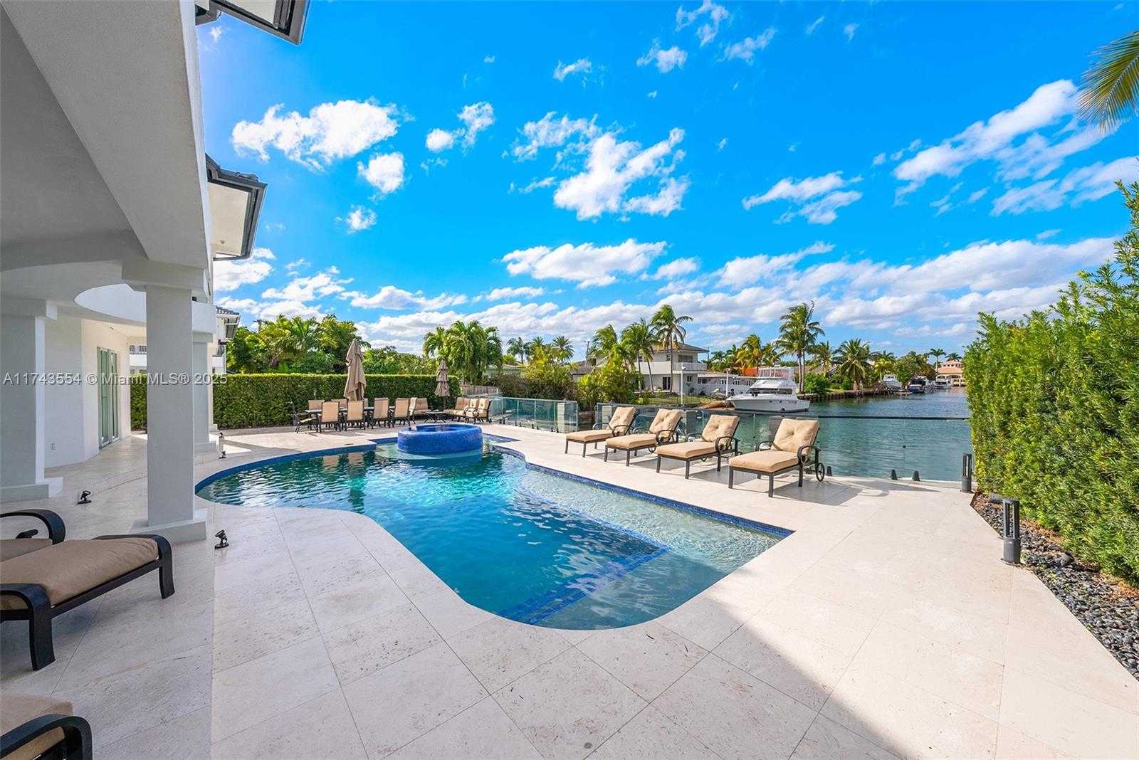 Small Image of 3251 NORTH EAST 164TH ST, North Miami Beach Number 57