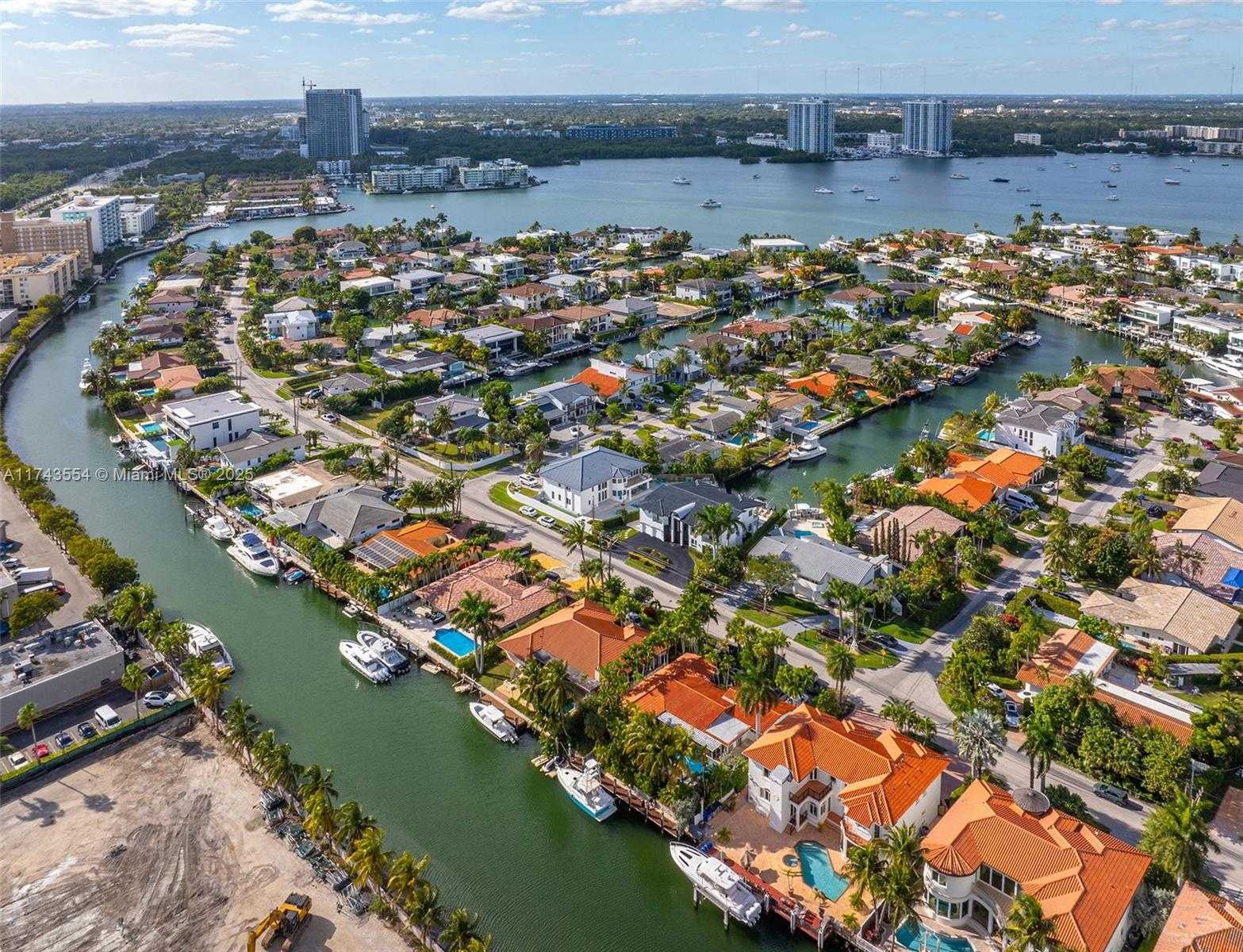 Small Image of 3251 NORTH EAST 164TH ST, North Miami Beach Number 60
