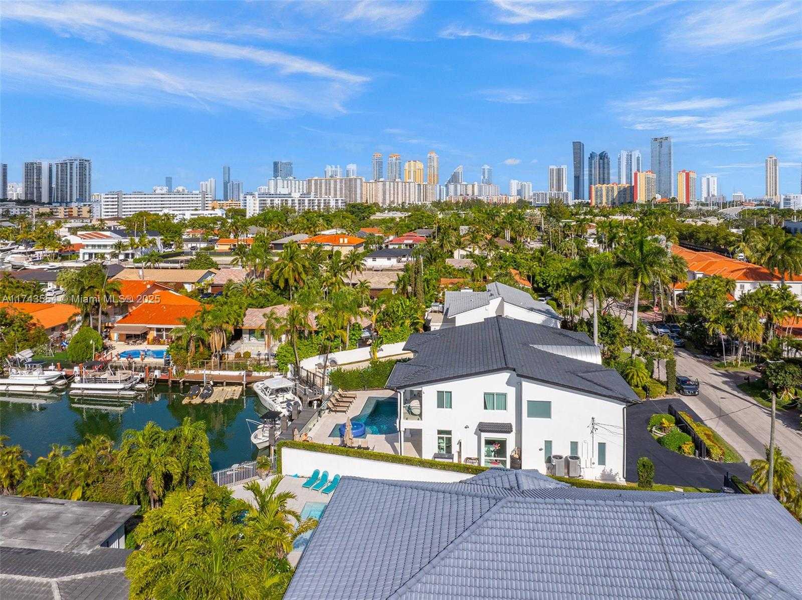 Small Image of 3251 NORTH EAST 164TH ST, North Miami Beach Number 61
