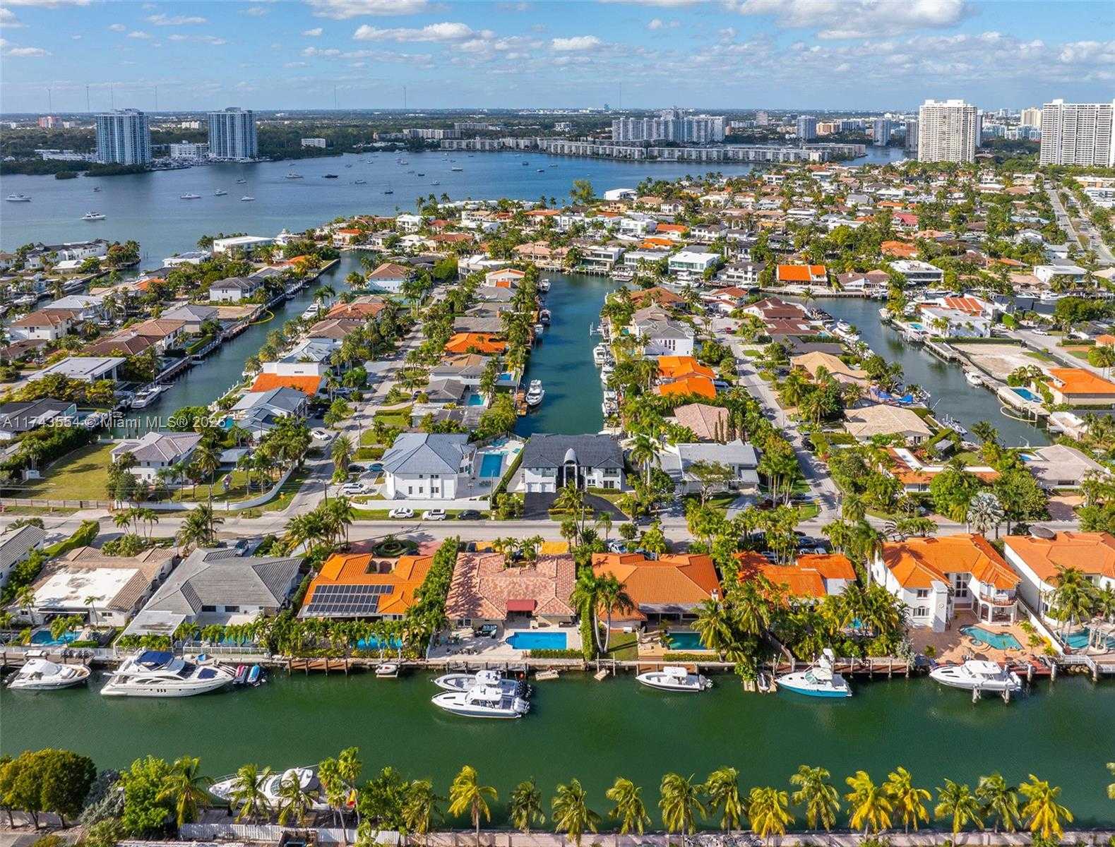 Small Image of 3251 NORTH EAST 164TH ST, North Miami Beach Number 63
