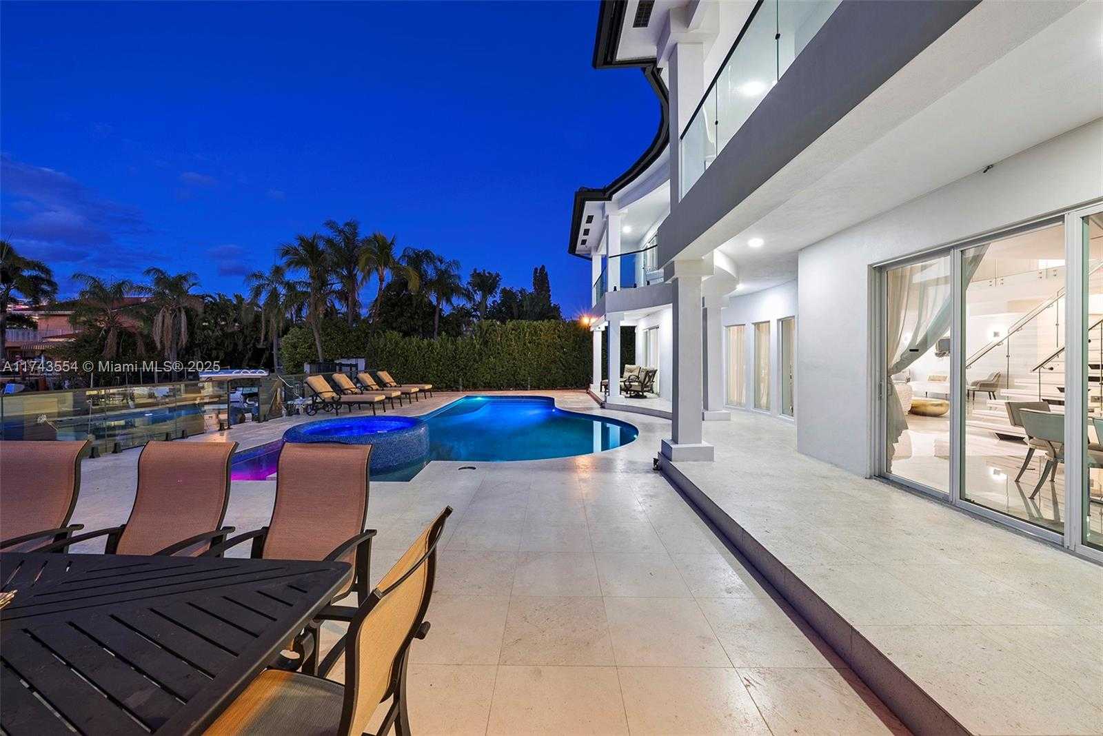 Small Image of 3251 NORTH EAST 164TH ST, North Miami Beach Number 67