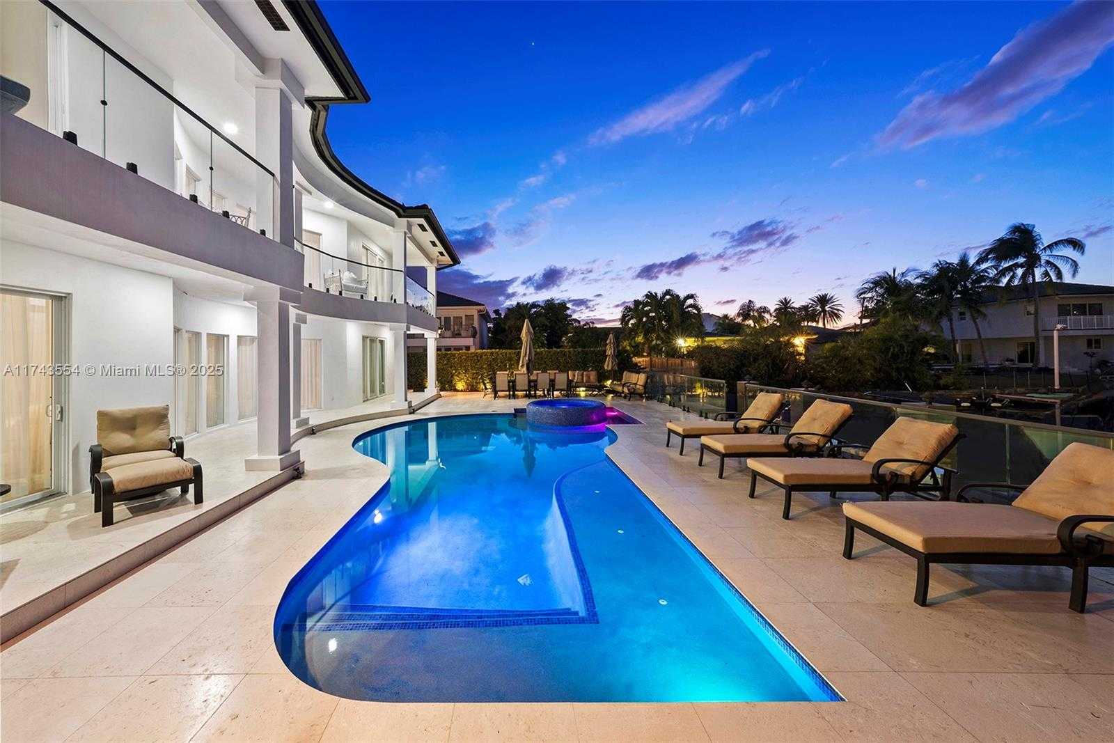 Small Image of 3251 NORTH EAST 164TH ST, North Miami Beach Number 68