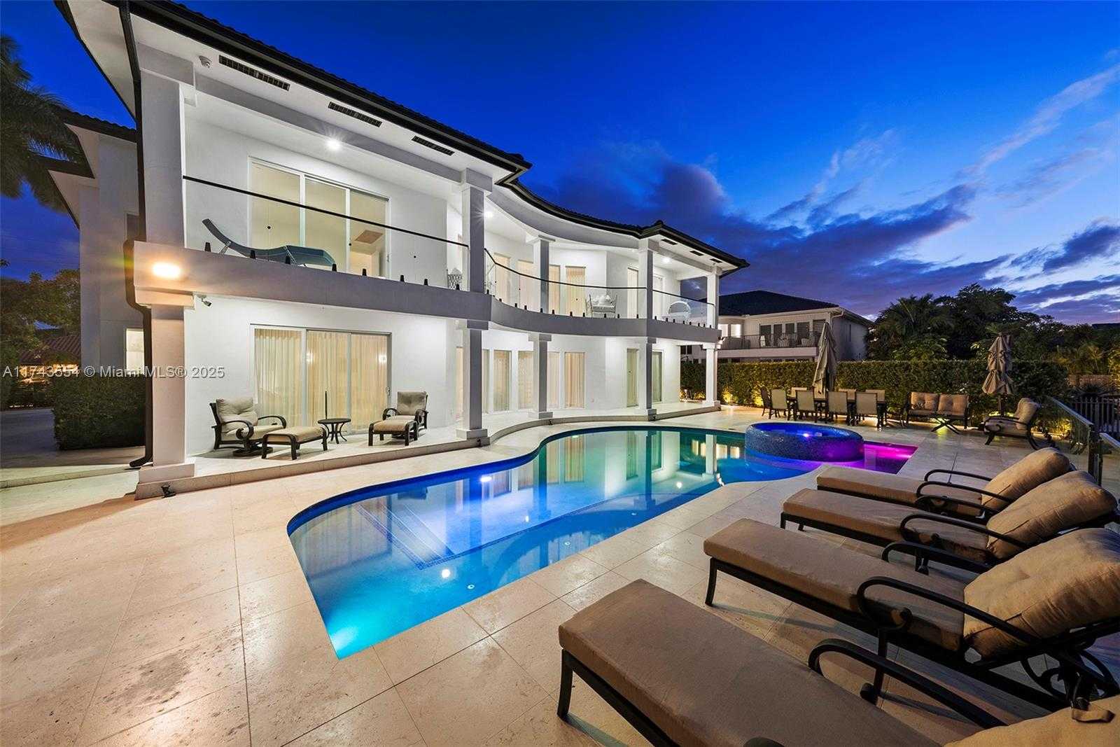 Small Image of 3251 NORTH EAST 164TH ST, North Miami Beach Number 69