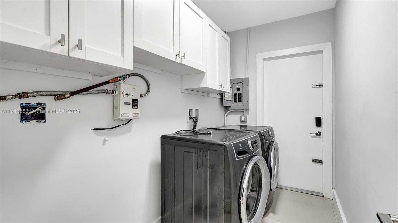 Small Image of 1950 NORTH EAST 179TH ST, North Miami Beach Number 28