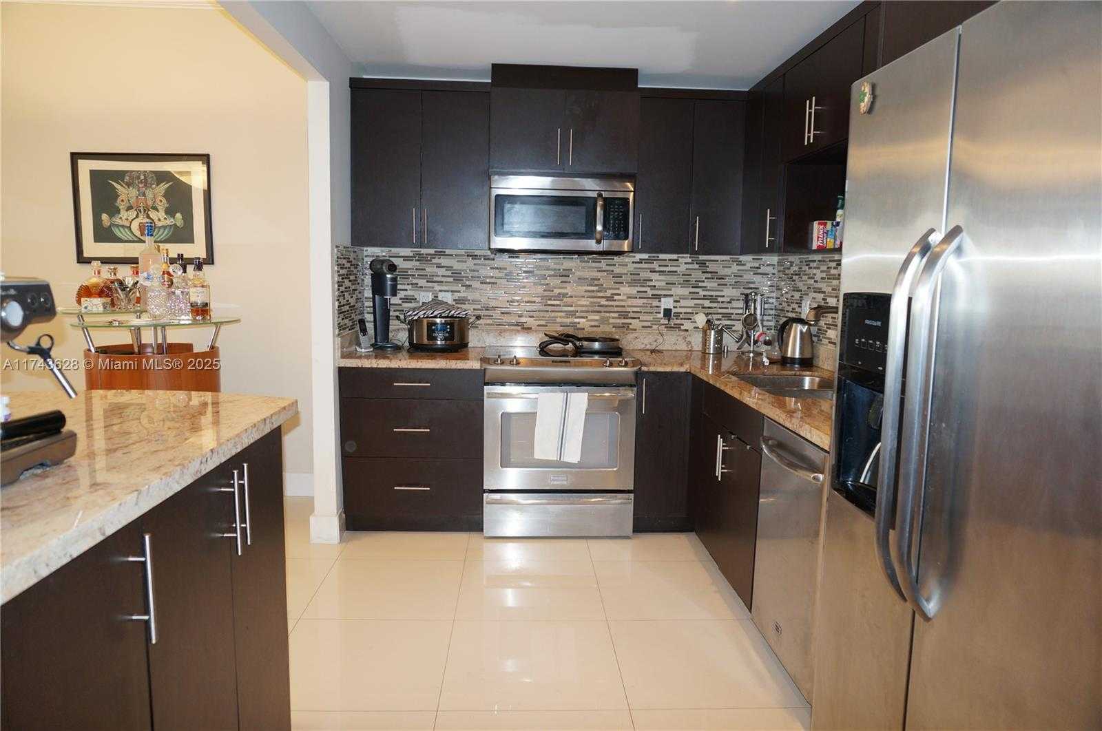 Small Image of 19390 COLLINS AVE #PH-26, Sunny Isles Beach Number 12