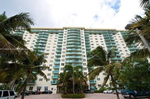 Small Image of 19390 COLLINS AVE #PH-26, Sunny Isles Beach Number 25