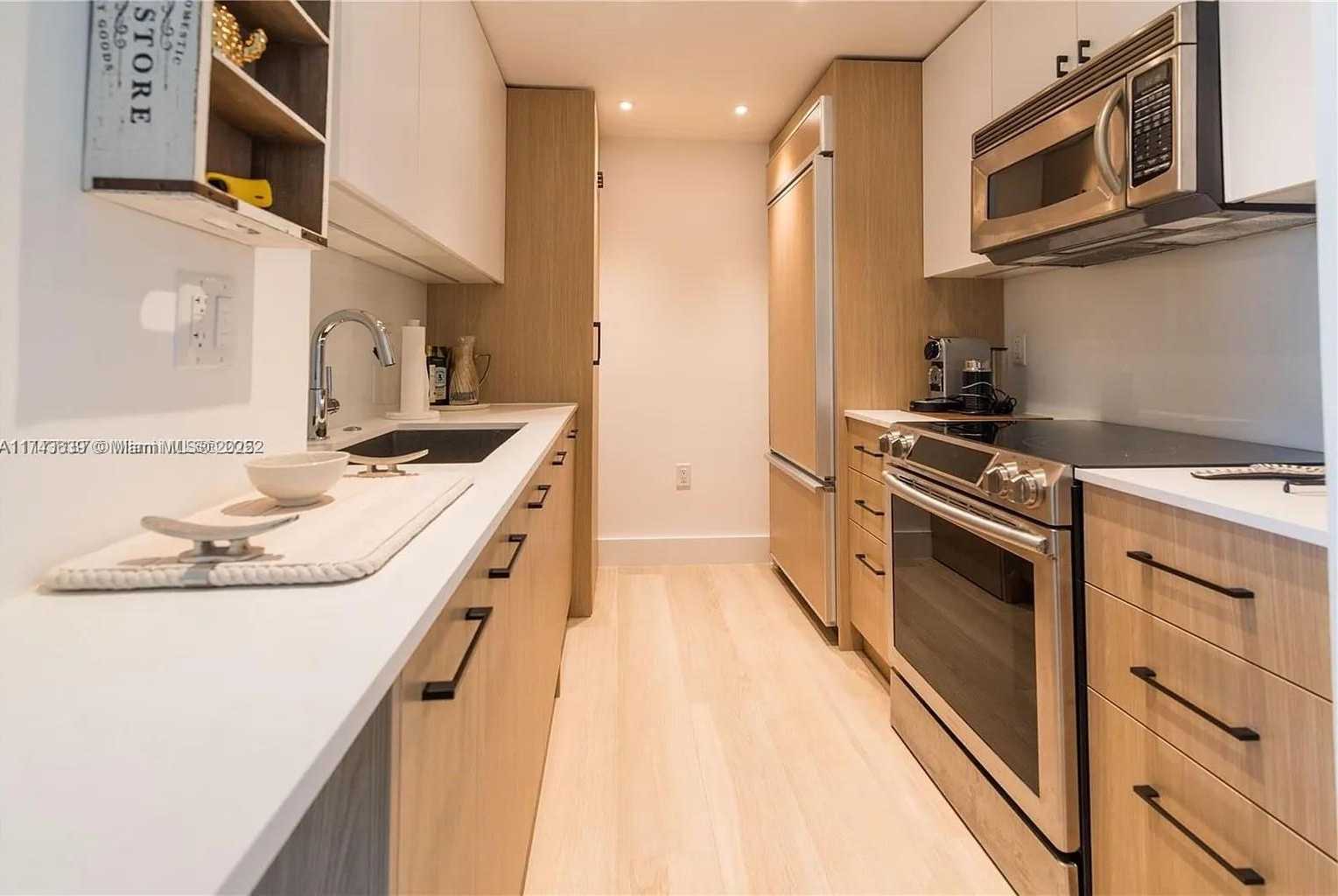 Small Image of 10275 COLLINS AVE #219, Bal Harbour Number 10
