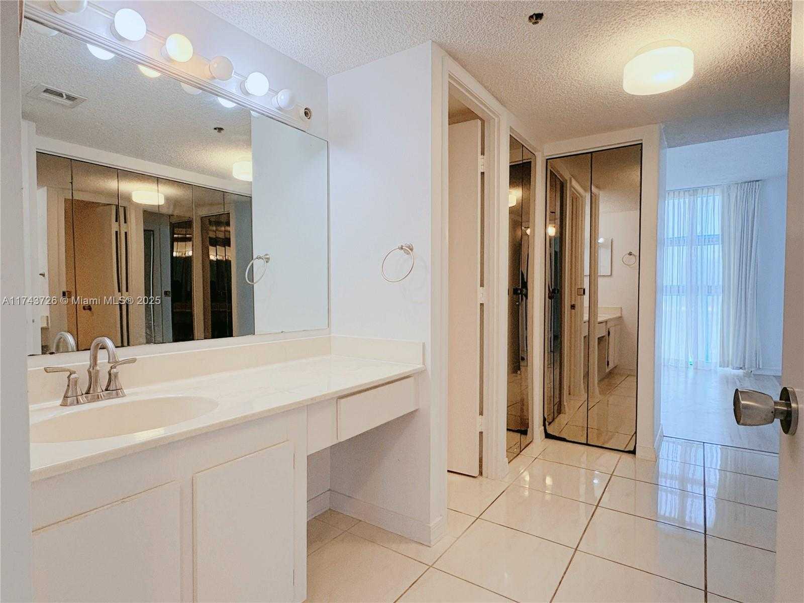 Small Image of 20355 NORTH EAST 34TH CT #2423, Aventura Number 8