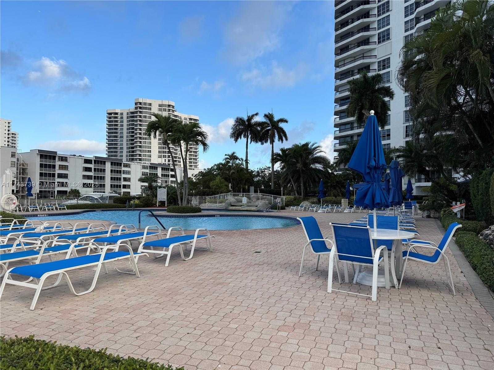 Small Image of 3530 MYSTIC POINTE DR #1907, Aventura Number 10