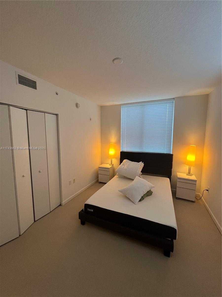Small Image of 2775 NORTH EAST 187TH ST #414, Aventura Number 25