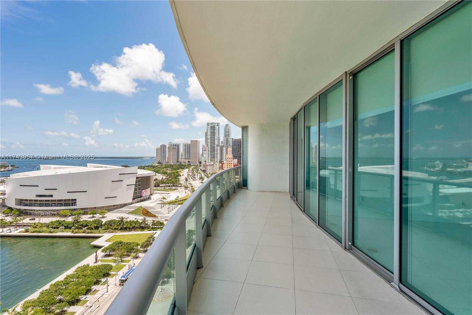Small Image of 900 BISCAYNE BLVD #2206, Miami Number 44