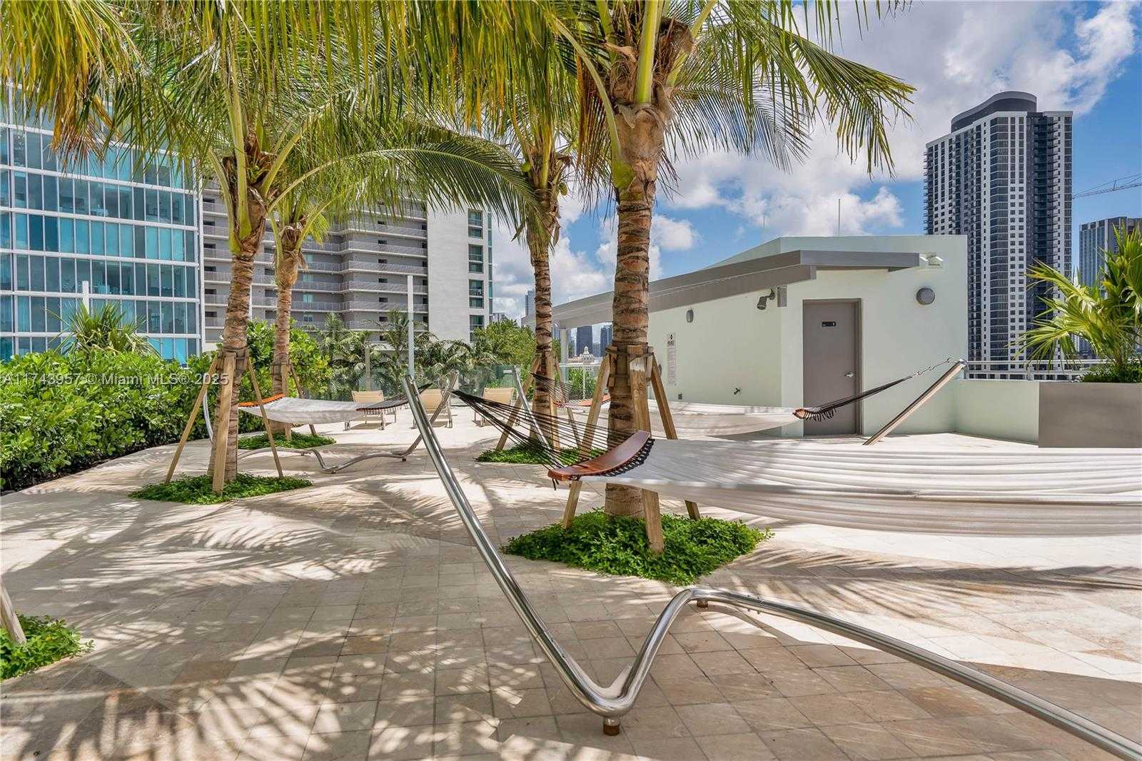 Small Image of 900 BISCAYNE BLVD #2206, Miami Number 53
