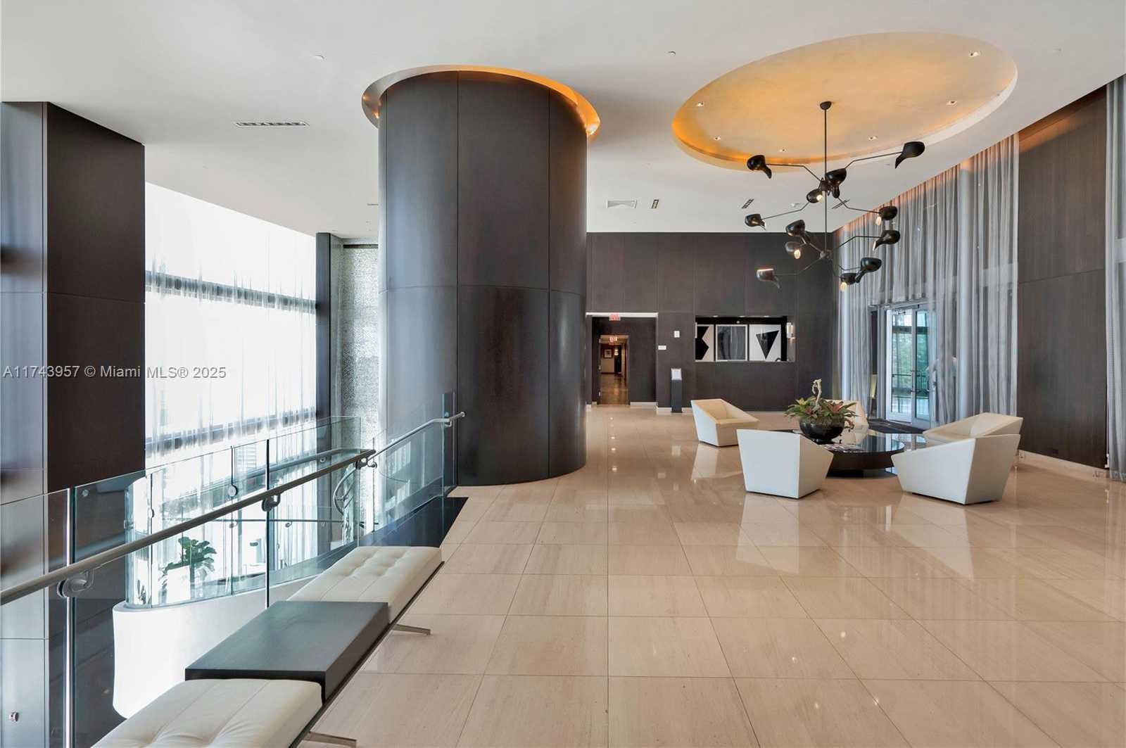 Small Image of 900 BISCAYNE BLVD #2206, Miami Number 6