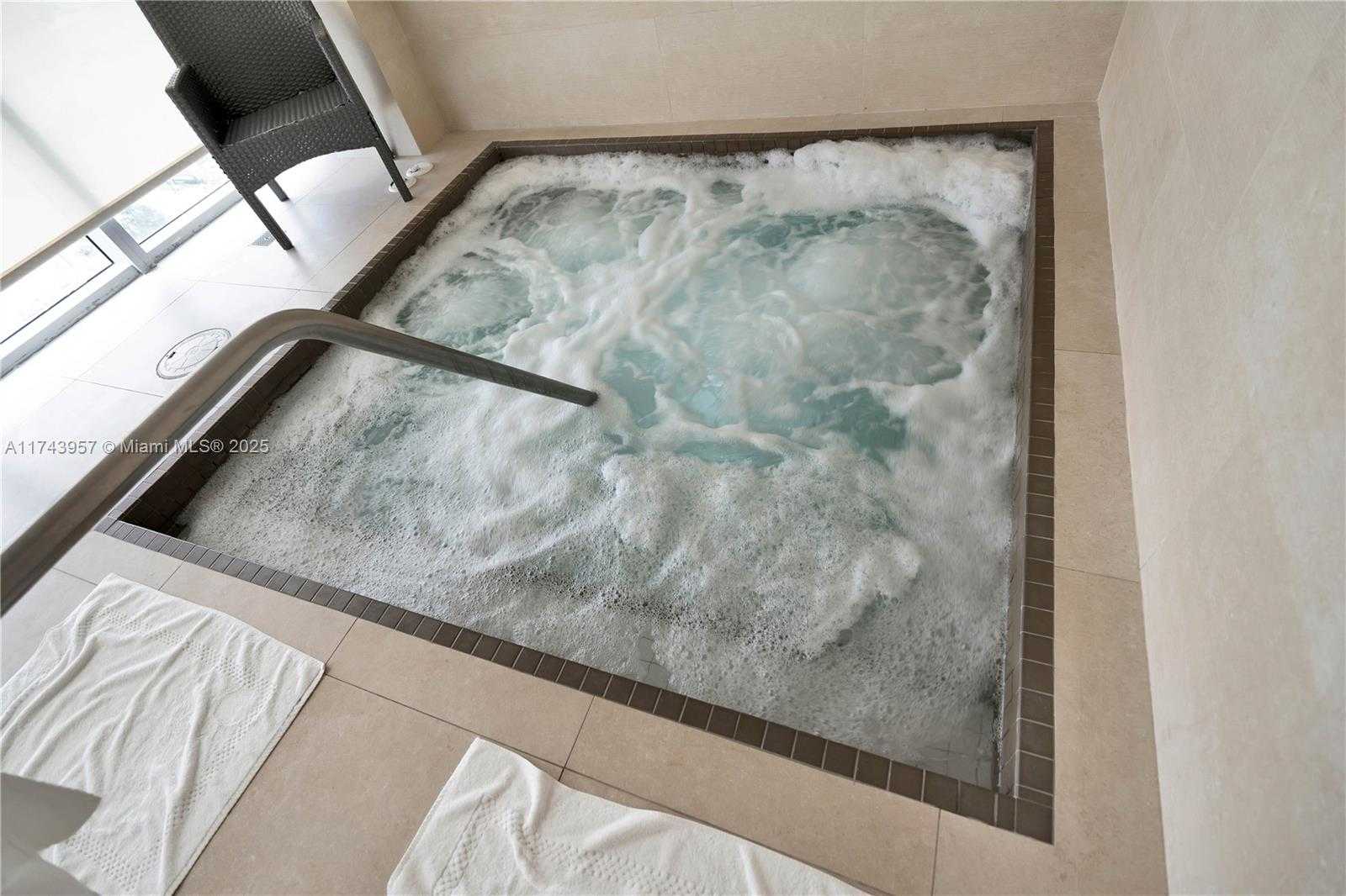 Small Image of 900 BISCAYNE BLVD #2206, Miami Number 63