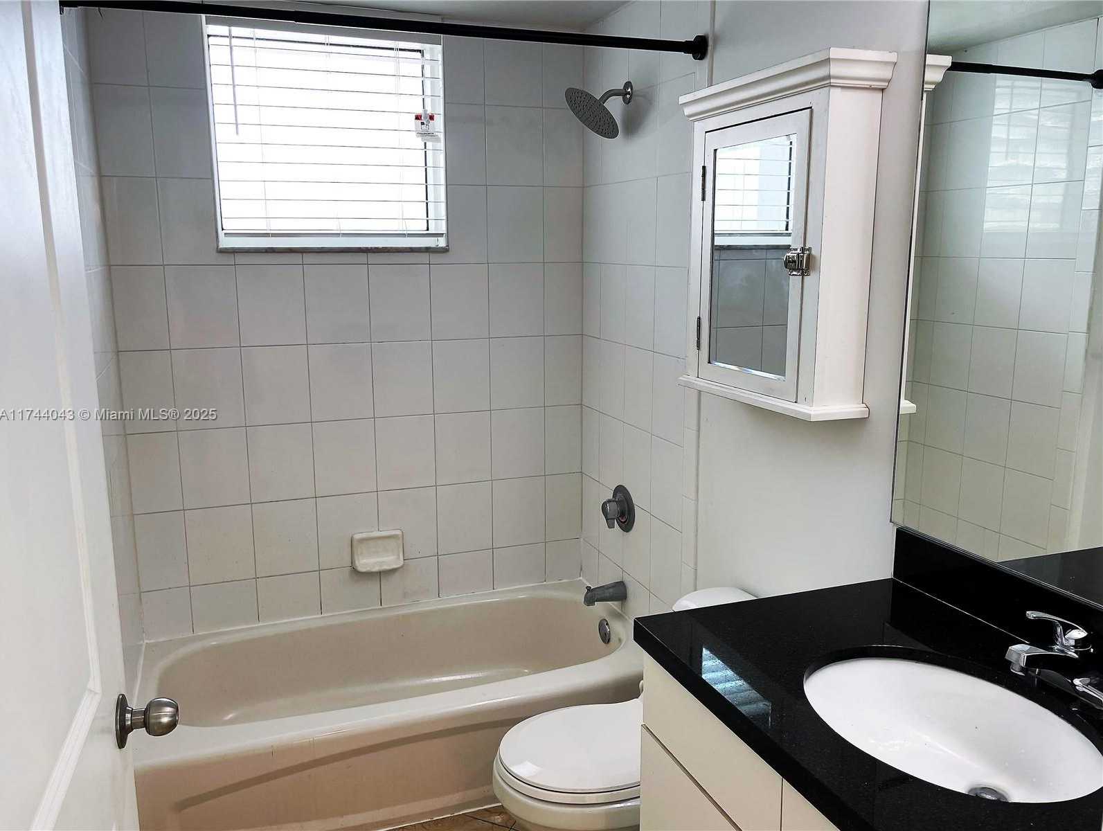Small Image of 1250 SOUTH MIAMI AVE #2906, Miami Number 14