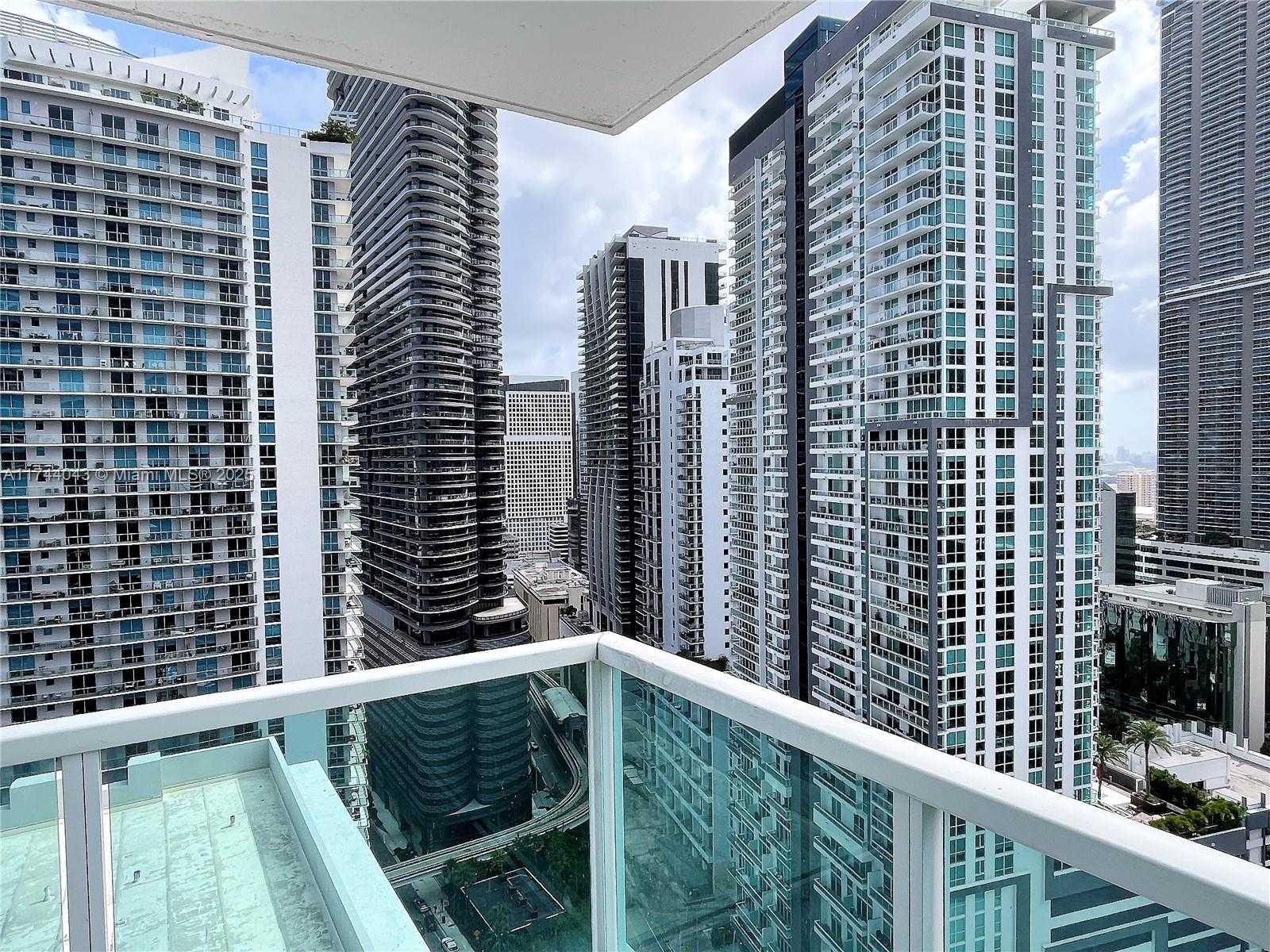 Small Image of 1250 SOUTH MIAMI AVE #2906, Miami Number 2