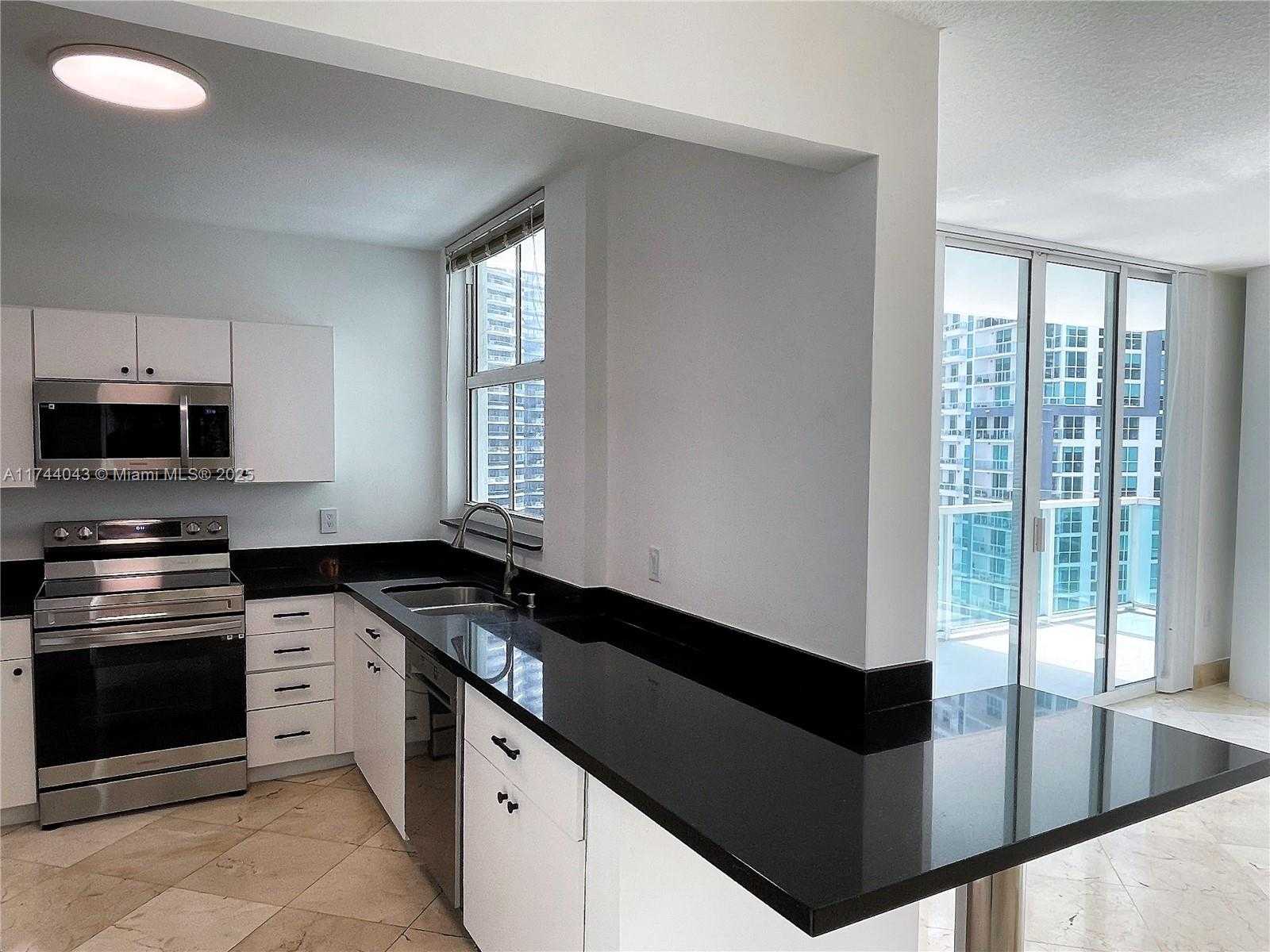 Small Image of 1250 SOUTH MIAMI AVE #2906, Miami Number 7