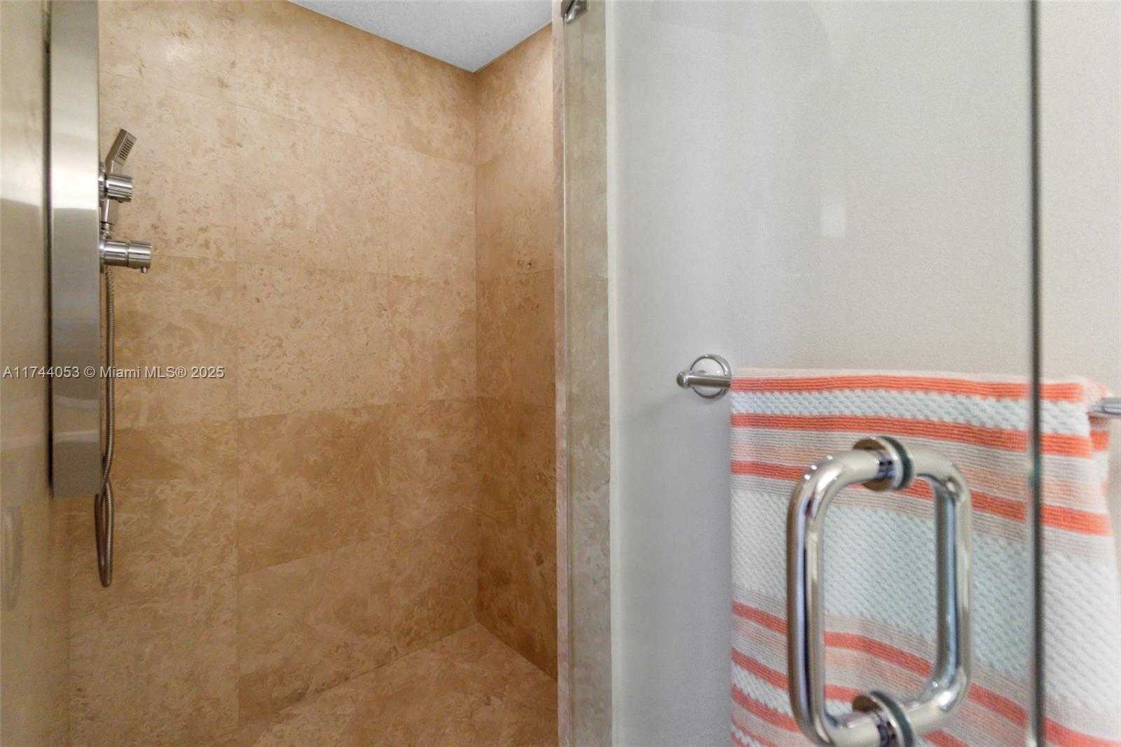 Small Image of 100 LINCOLN RD #1108, Miami Beach Number 15